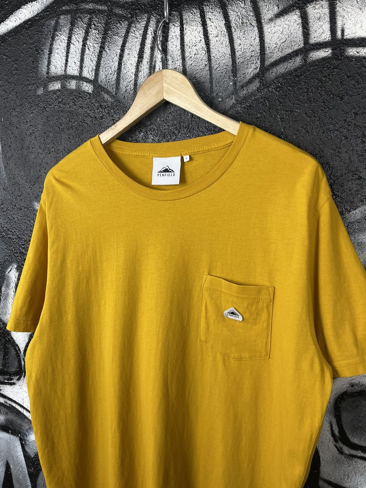 Penfield Penfield Yellov Pocket T-Shirt Men’s Size L Size US L / EU 52-54 / 3 - 3 Thumbnail