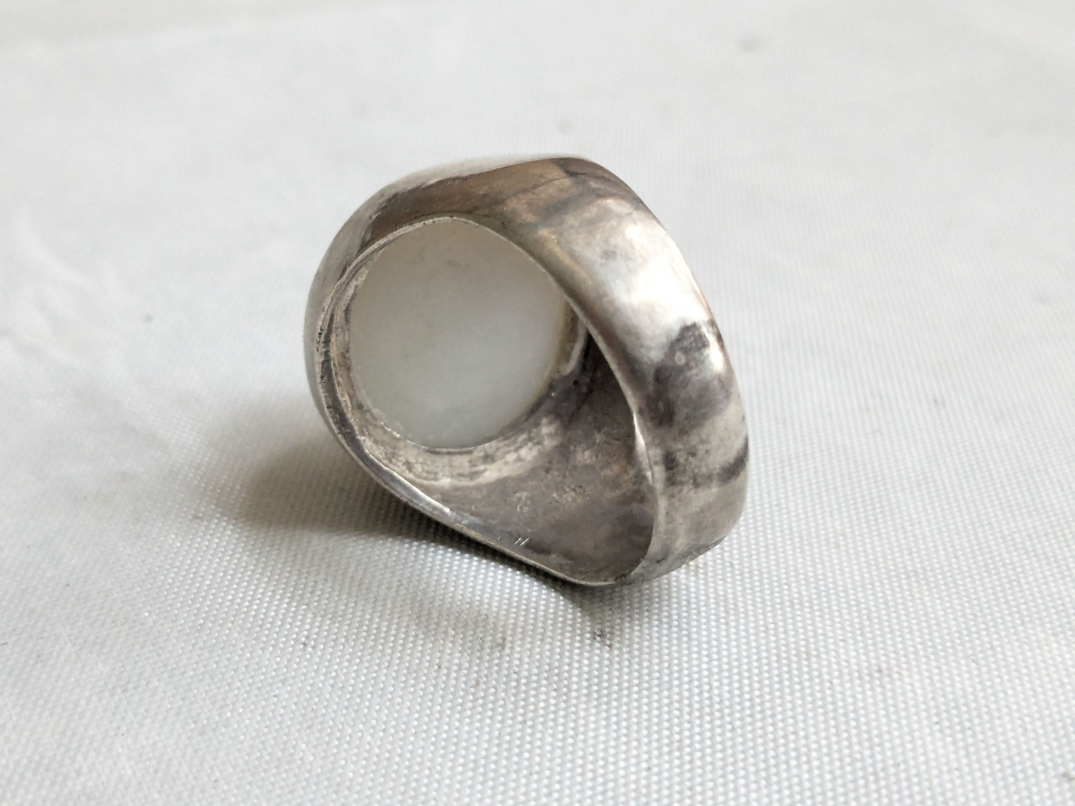 Jewelry Vintage .900 Silver Ring White Agate Round Cabochon 15.5 Size ONE SIZE - 10 Thumbnail