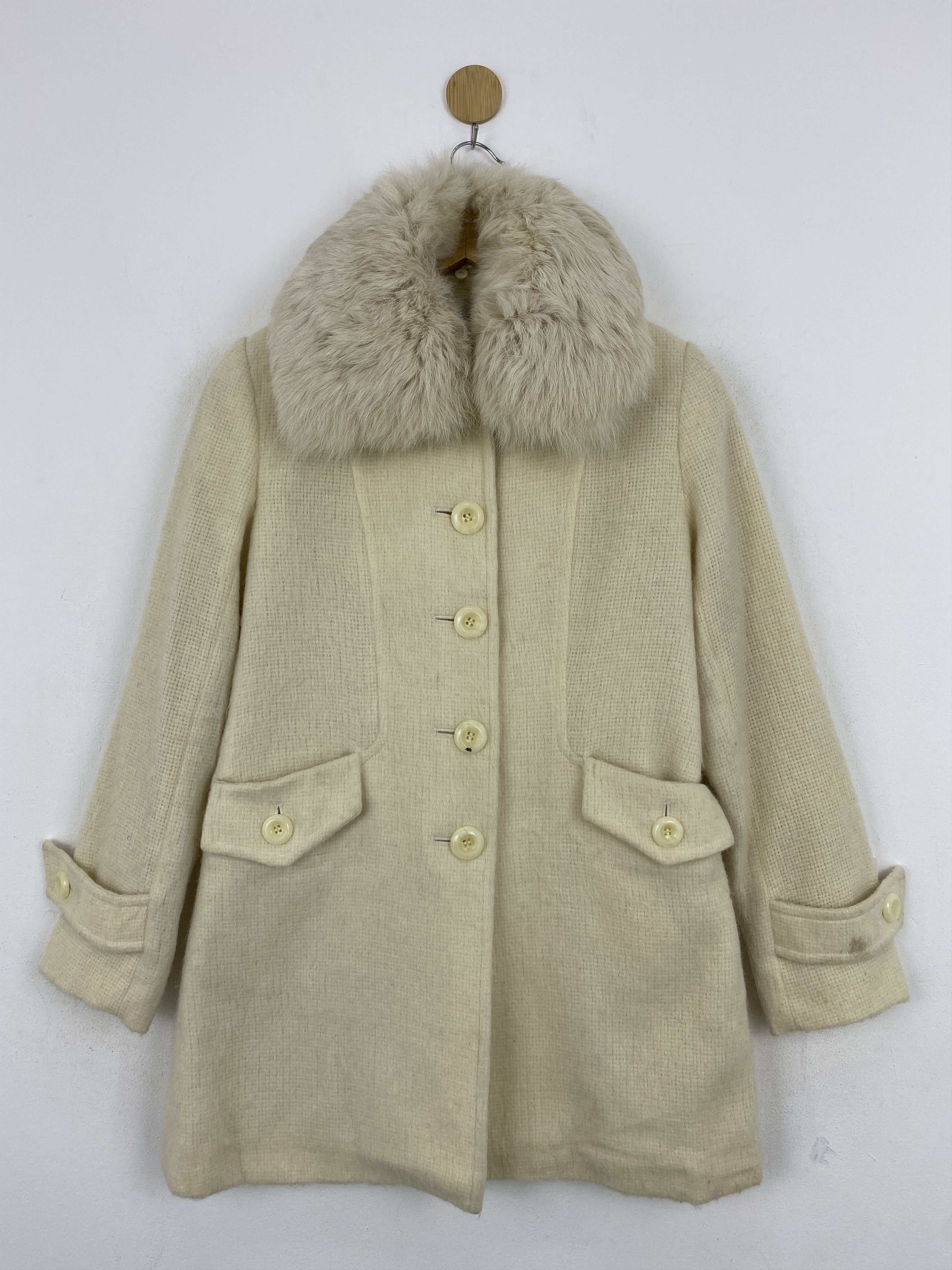 Japanese Brand Vintage Japanese Brand Button up Wool Sherpa Jacket JA0071 Size US S / EU 44-46 / 1 - 1 Thumbnail