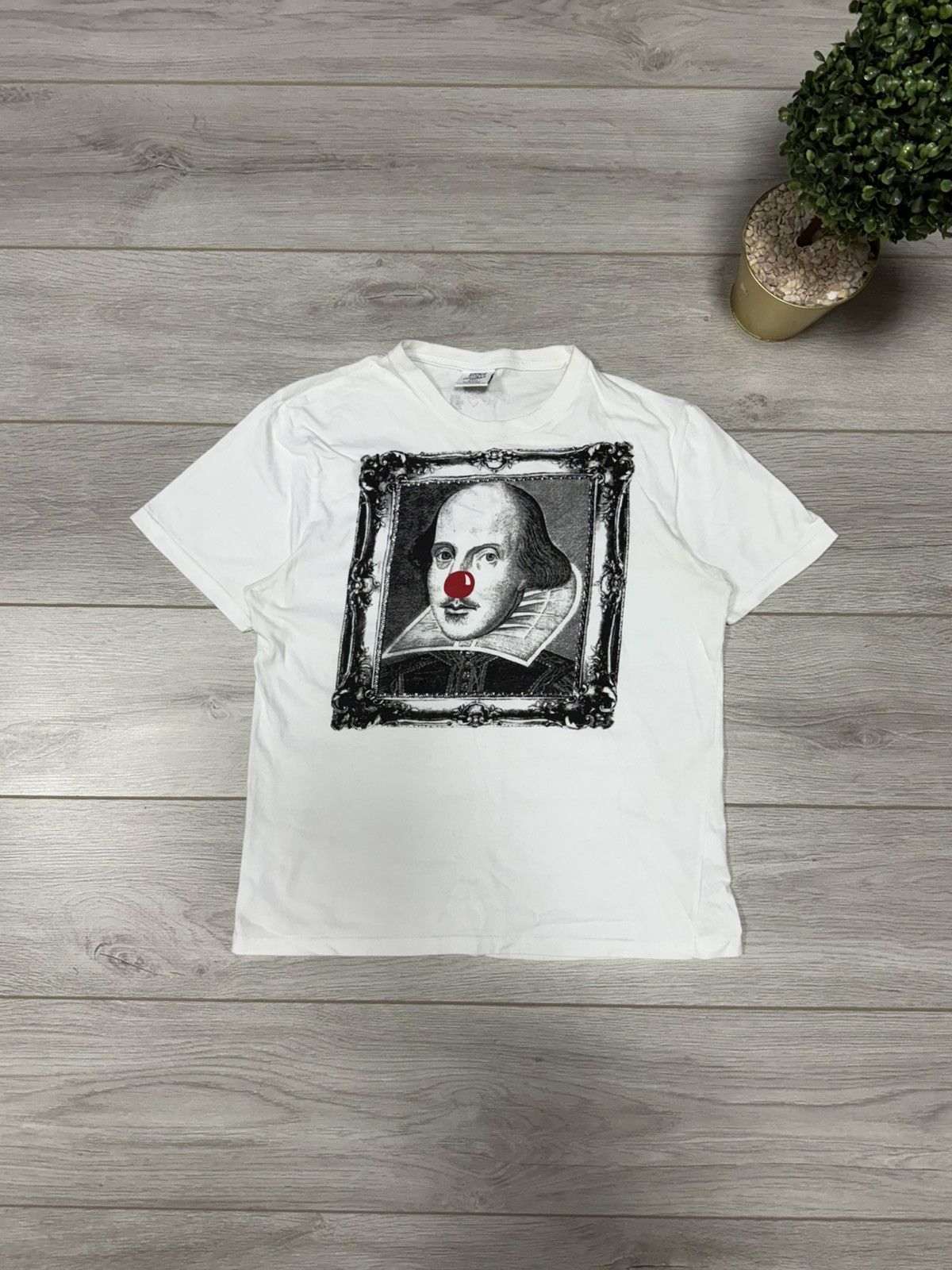 Vivienne Westwood Vivienne Westwood Shakespeare comic relief red nose t-shirt Size US S / EU 44-46 / 1 - 1 Thumbnail