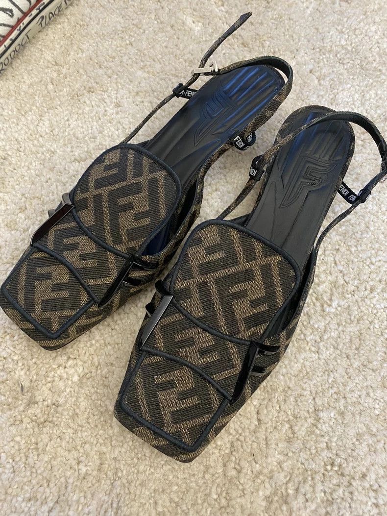 Vetements Vetements Chelsea 39 2900 Size US 6 / EU 39 - 7 Thumbnail