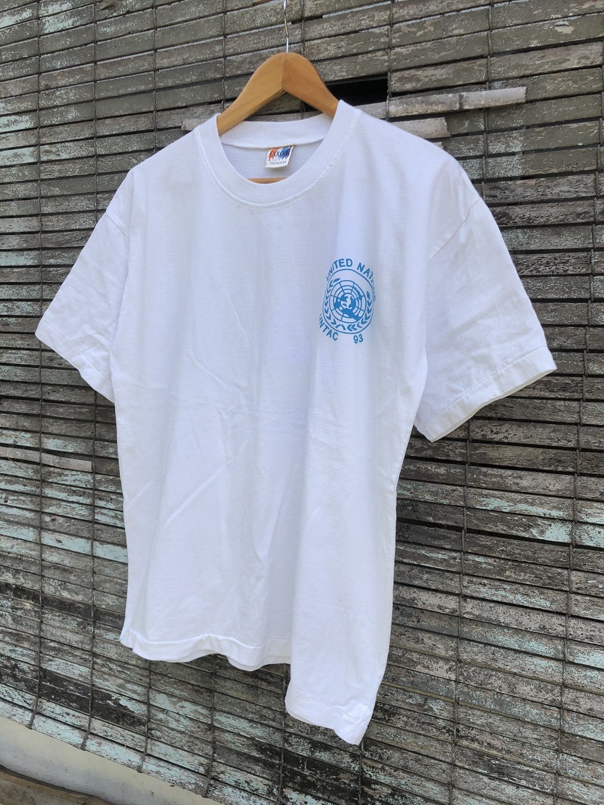 Vintage Vintage Bootleg United Nation UNTAC 93 Kampuchea Logo Tee Size US M / EU 48-50 / 2 - 10 Thumbnail
