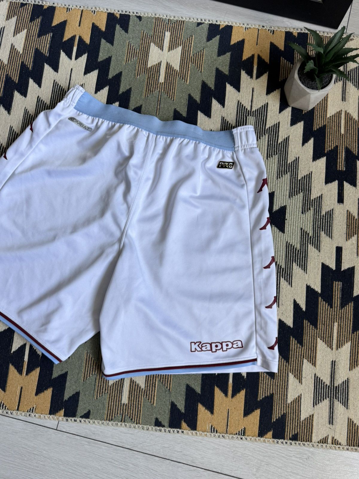 Kappa Kappa Aston Villa 2021/22 Lampass Logo Soccer Shorts Size US 34 / EU 50 - 7 Thumbnail