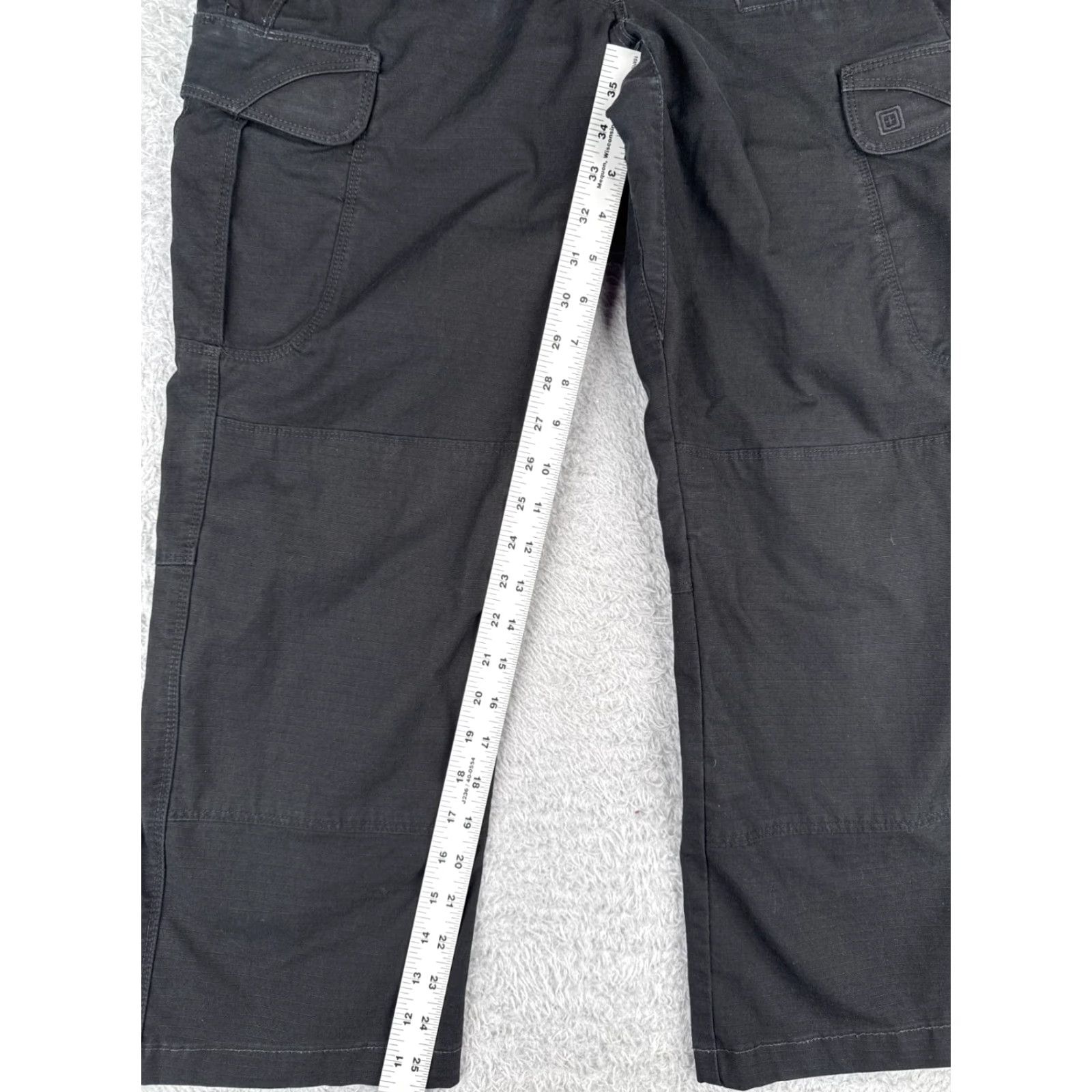 Vintage 5.11 Tactical Pants Women 12 Black Cargo Straight Pants 34x26 Womens Regular 5.11 Tactical Size 34" / US 12 / IT 48 - 7 Thumbnail