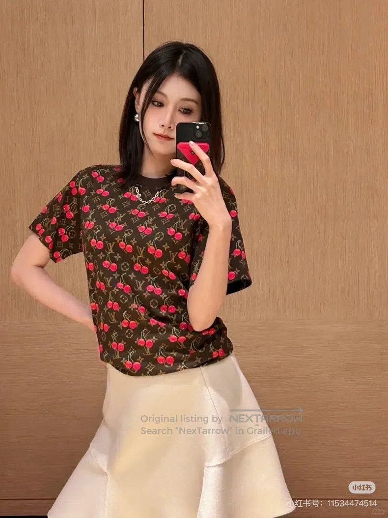 Louis Vuitton Louis Vuitton Takashi Murakami Co-branded Cherry T-Shirt Size US M / EU 48-50 / 2 - 9 Thumbnail