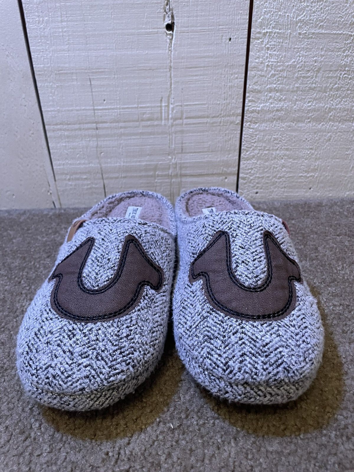 True Religion True religion slippers Size US 7.5 / EU 40-41 - 2 Thumbnail
