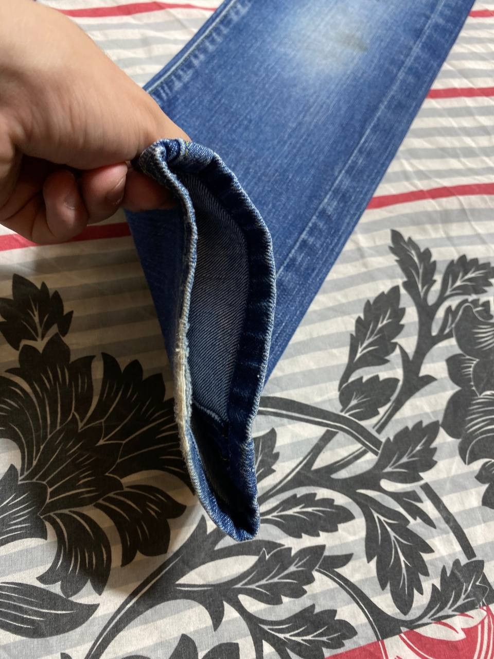 Levi's × Vintage Distressed Blue Vintage Levi's Jeans8 Denim 523 Size US 26 / EU 42 - 14 Thumbnail