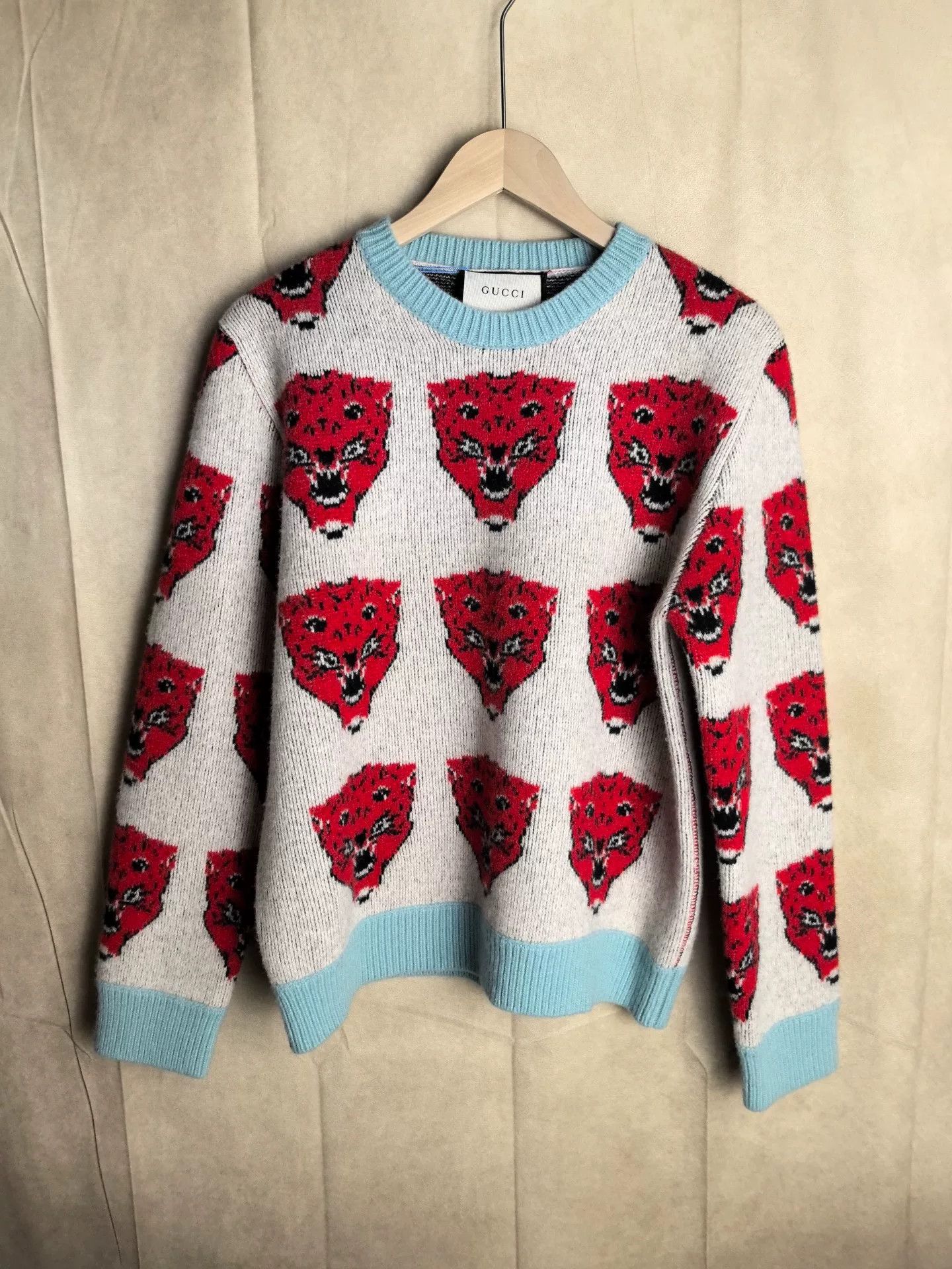 Gucci Gucci Tiger Sweater L Women Size L / US 10 / IT 46 - 1 Thumbnail