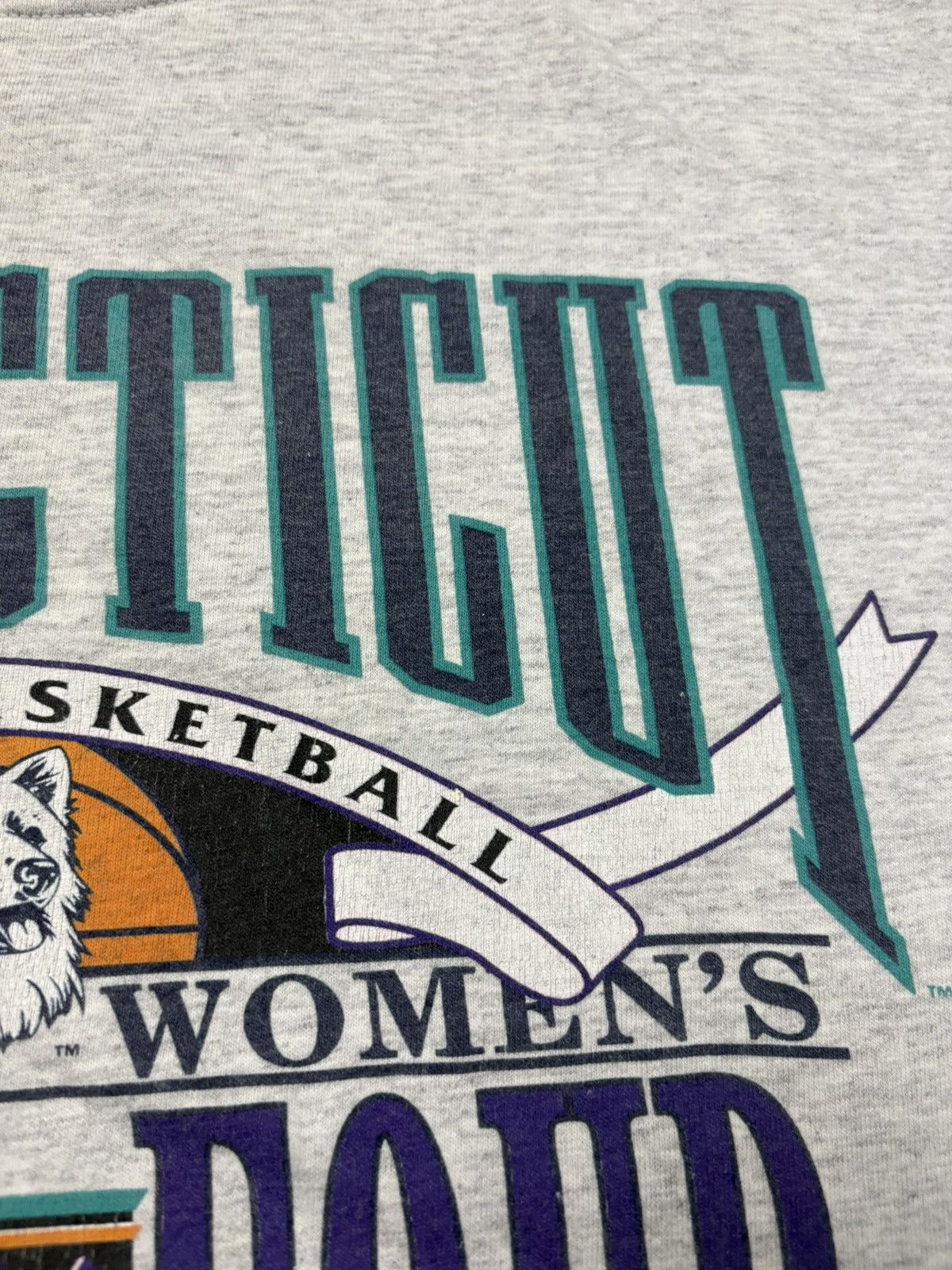 NCAA Vintage 1996 UConn Huskies NCAA Women’s Final Four T-Shirt L Size US L / EU 52-54 / 3 - 8 Thumbnail