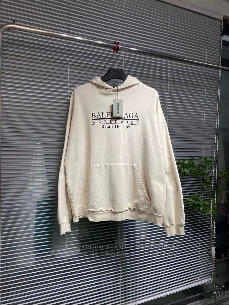 Balenciaga Balenciaga Underline logo, pattern, maize yellow sweatshir Size US M / EU 48-50 / 2 - 1 Thumbnail