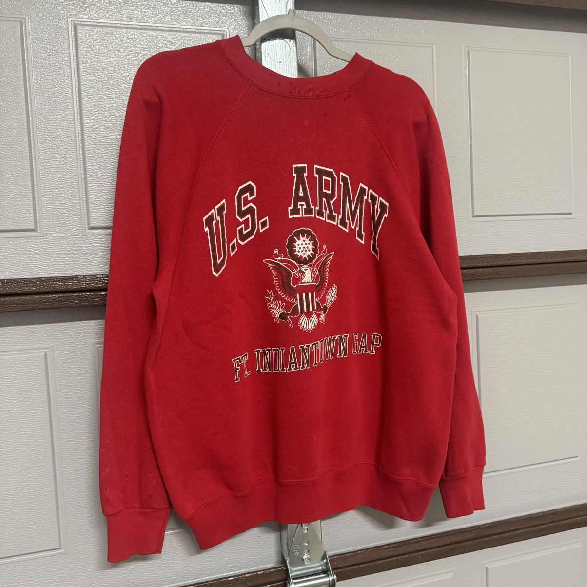 Vintage Vintage 80s Military Army USA Crewneck Ft Indiantown Gap L Size US L / EU 52-54 / 3 - 1 Thumbnail