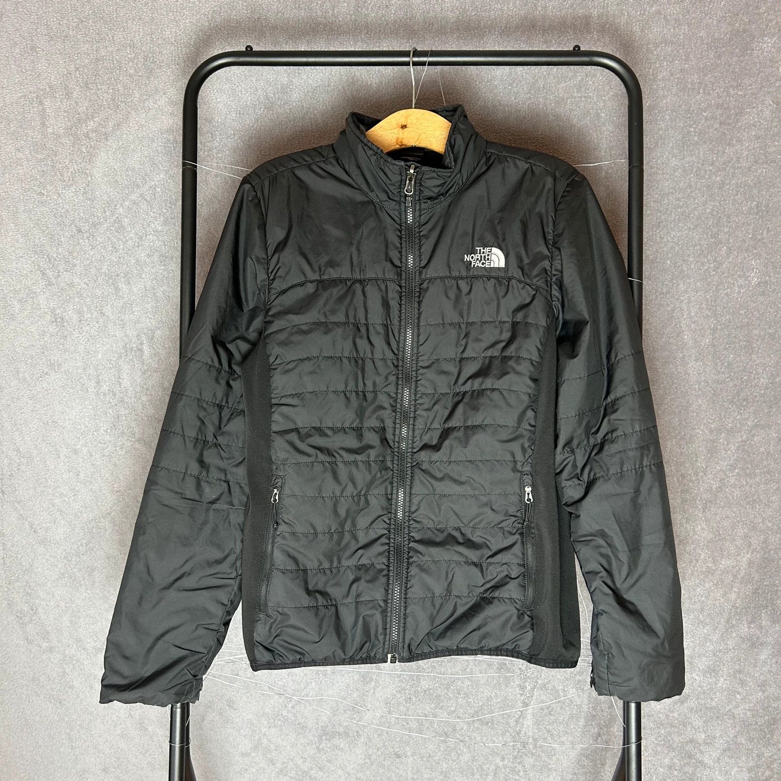 Designer × The North Face The North Face black puffer jacket mini logo embriordery Size US S / EU 44-46 / 1 - 1 Thumbnail