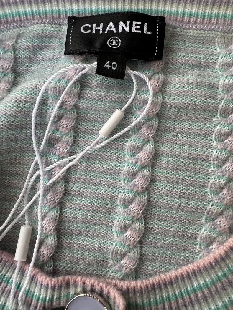 Chanel Chanel Blue woollen sleeve knitted cardigan coat Size S / US 4 / IT 40 - 3 Thumbnail