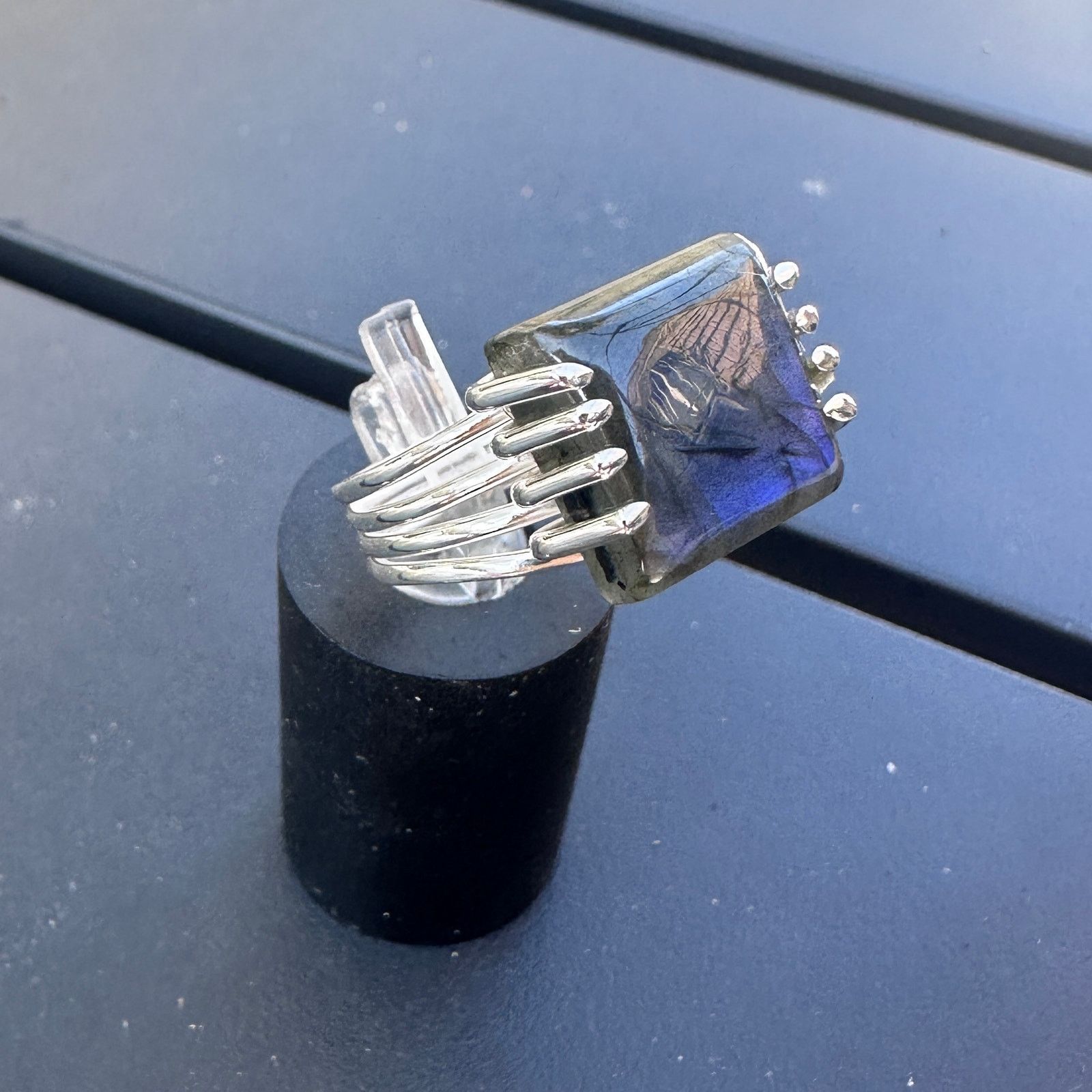 The Unbranded Brand Labradorite Madagascar Sterling Silver Ring Size 8 Size ONE SIZE - 8 Thumbnail