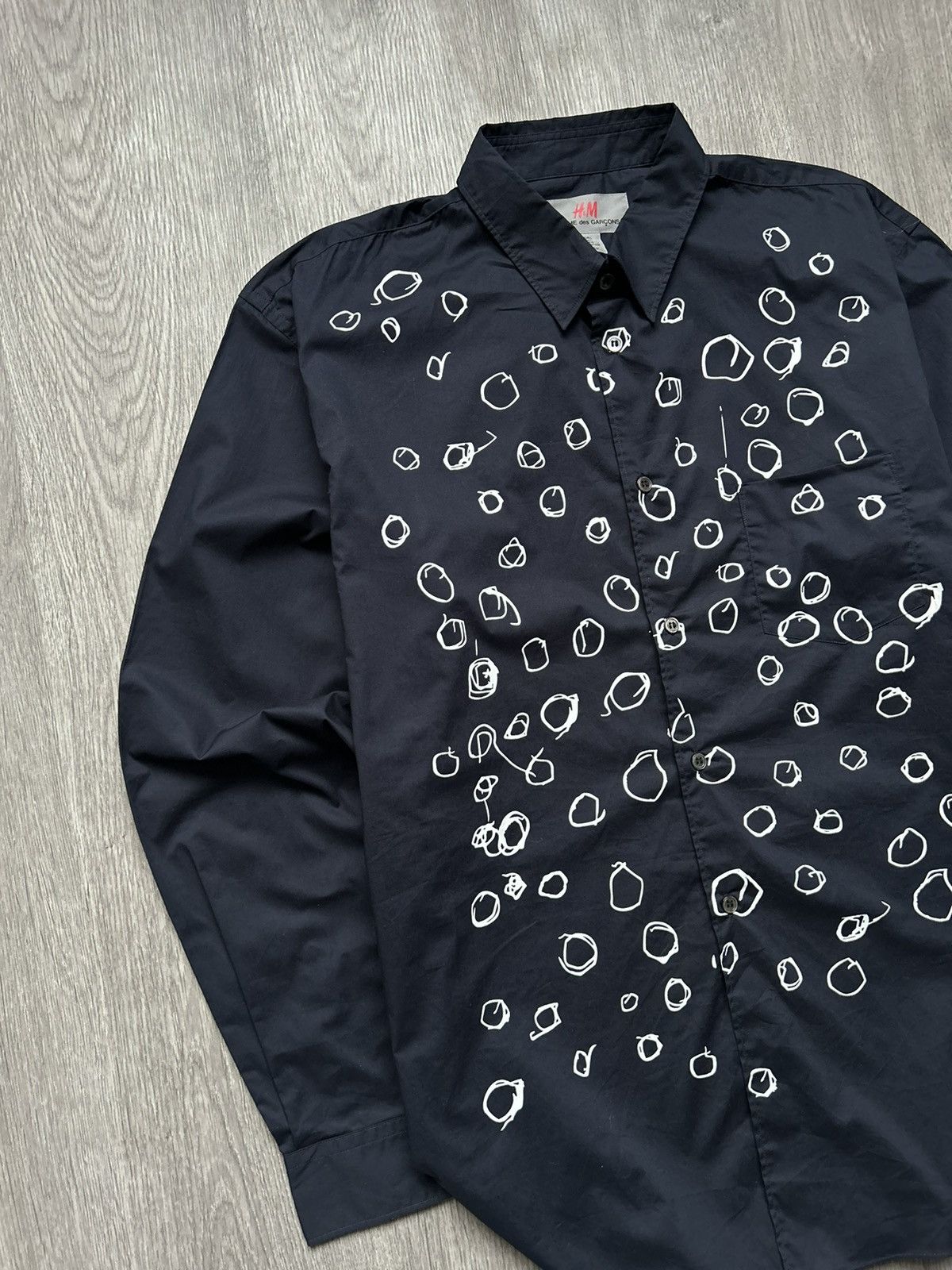 Comme des Garcons × Japanese Brand Shirts 👔 H&M x Comme Des Garçons 🔘 Japanbrand 🇯🇵 🔘 Size US L / EU 52-54 / 3 - 2 Thumbnail