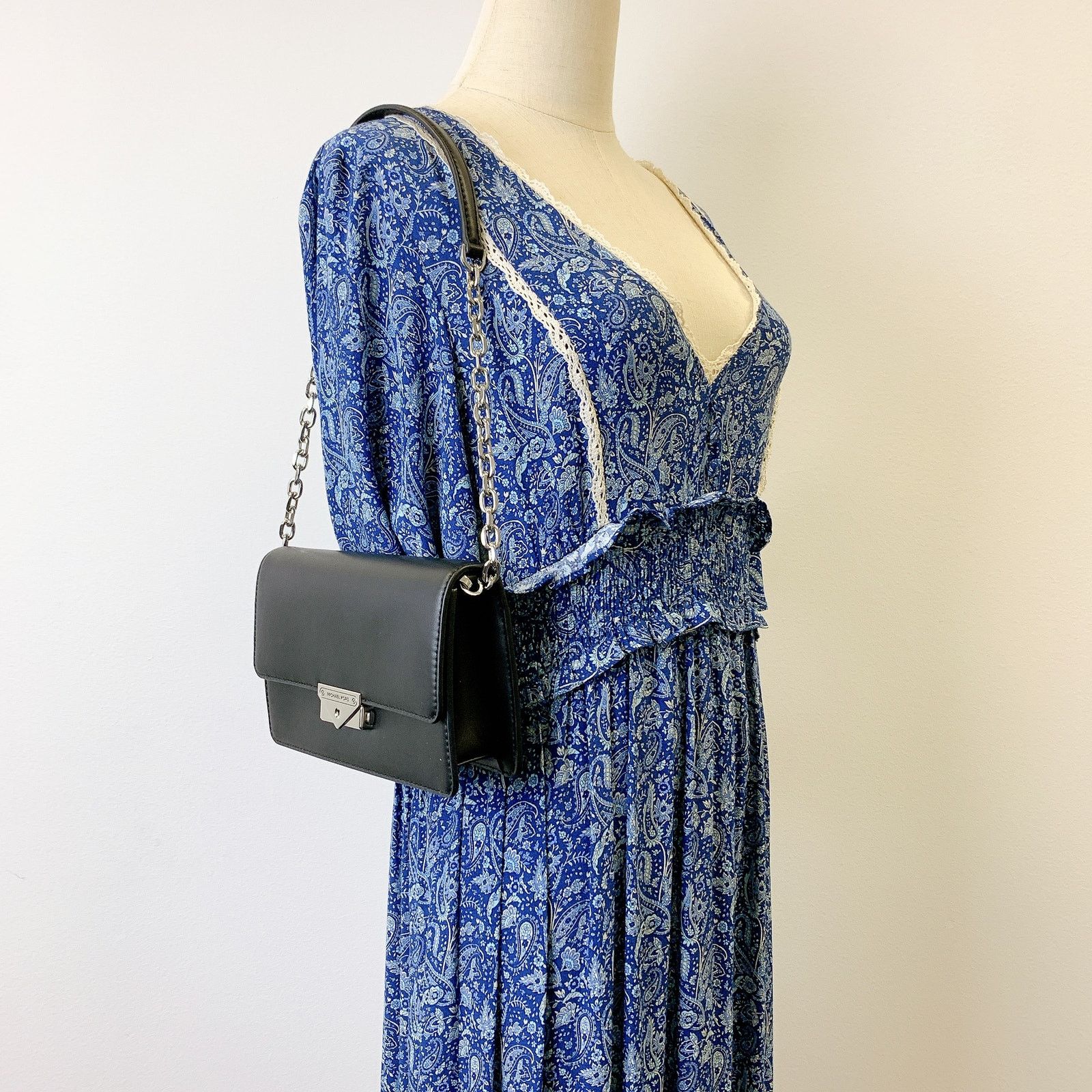 Michael Kors Michael Kors 35R3S0EC60 Cece Medium Clutch IN BLACK Size ONE SIZE - 2 Thumbnail