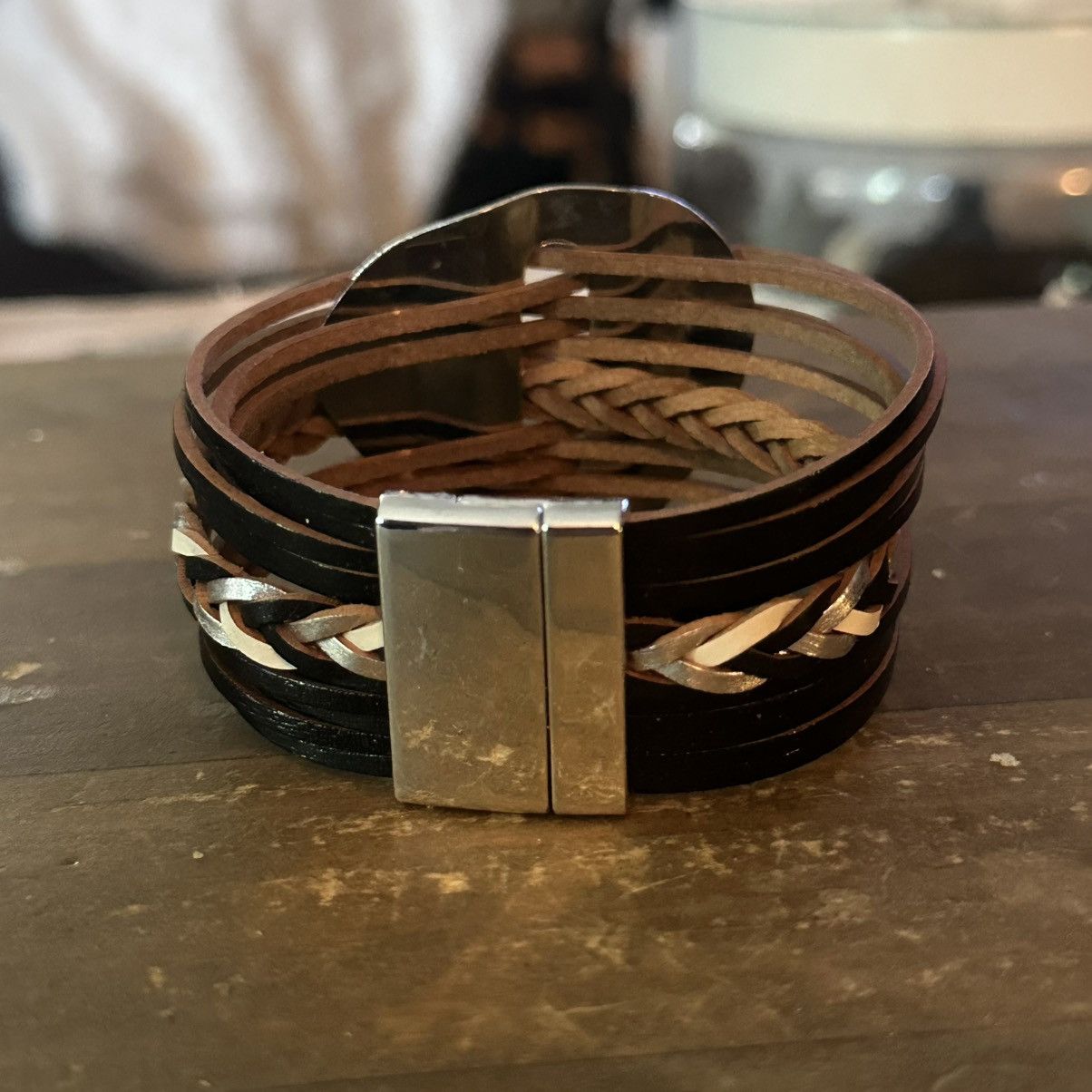 Other Reversible multi leather strand magnetic bangle bracelet Size ONE SIZE - 10 Thumbnail