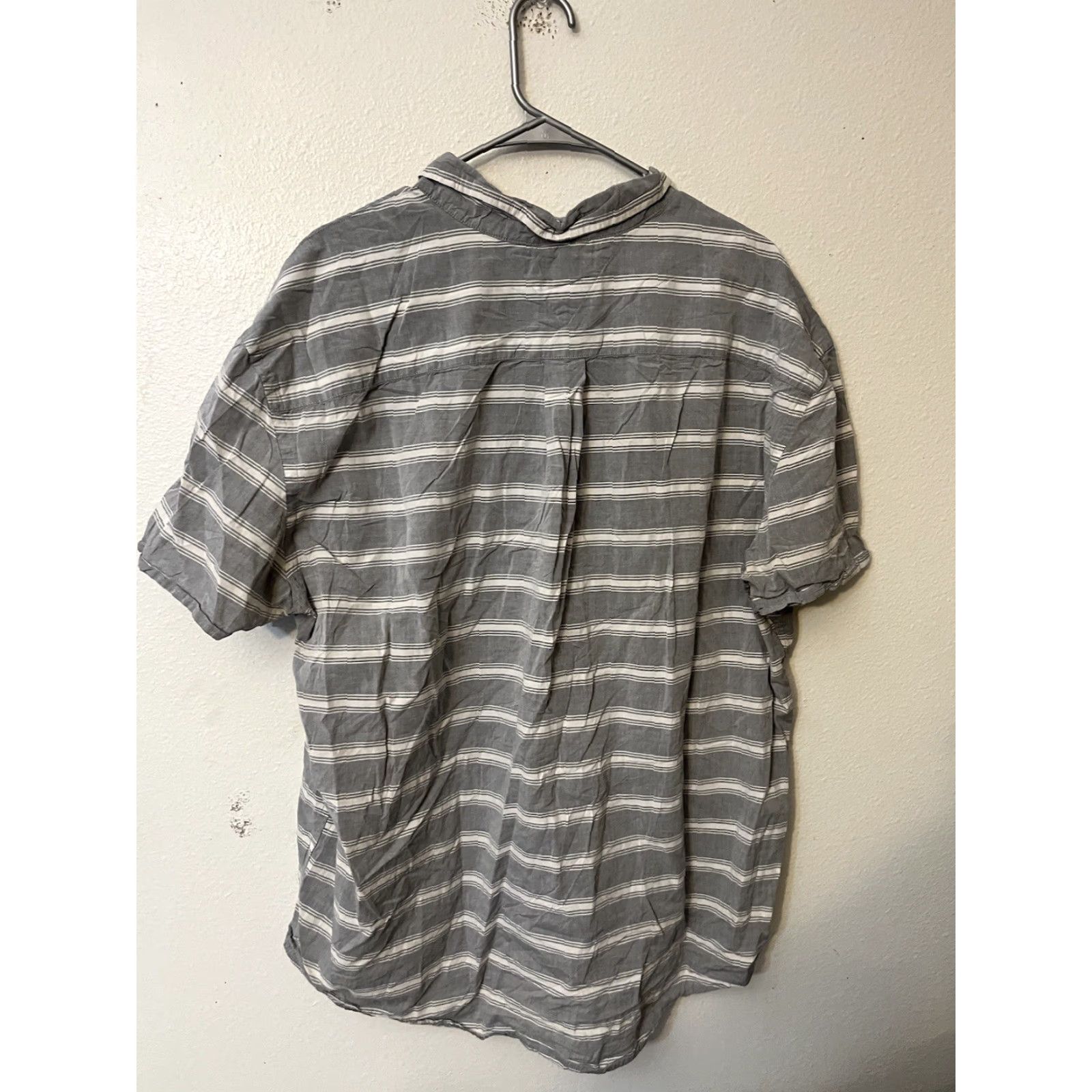 Tommy Hilfiger Tommy Hilfiger Gray Striped Classic Fit Short Sleeve Button Down Shirt Size XXL Size US XXL / EU 58 / 5 - 3 Thumbnail