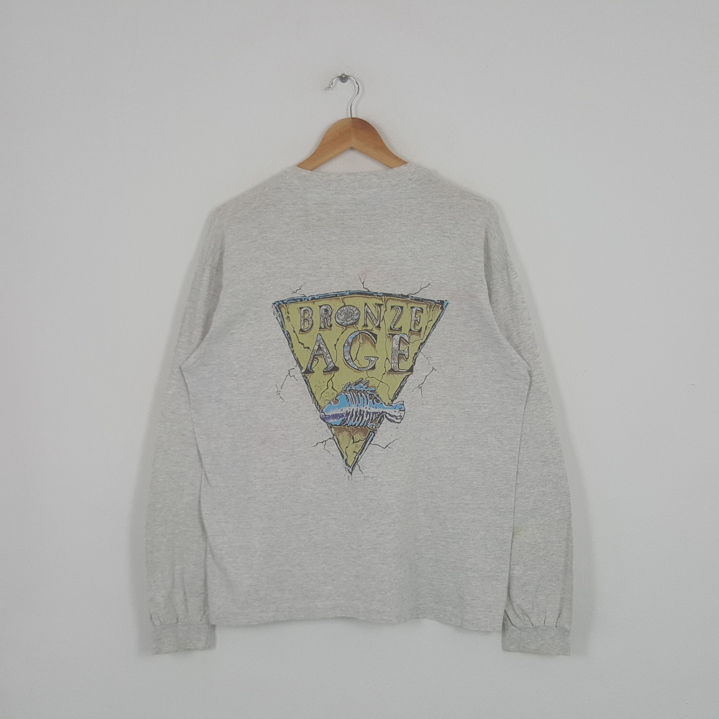 Vintage Vintage 90's Bronze Age Surfing Style Long Sleeve Tshirt Size US L / EU 52-54 / 3 - 1 Thumbnail