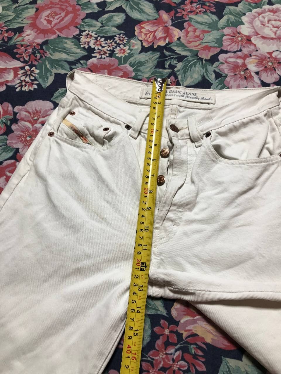 Diesel Vintage Diesel Loose Light Wash Faded Jean Shorts Size US 29 - 15 Thumbnail