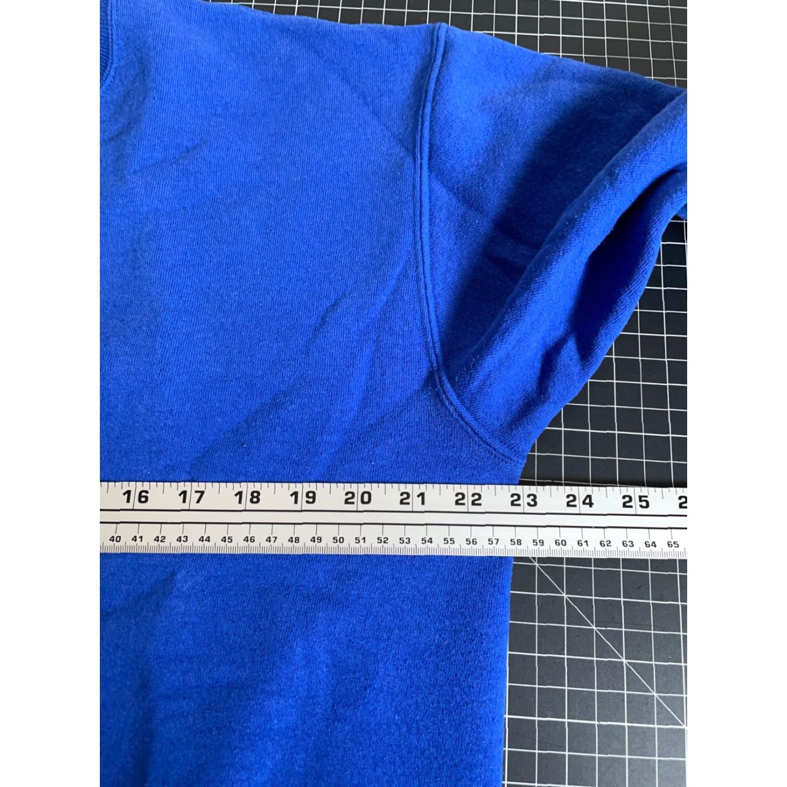 Russell Athletic VINTAGE Russell Athletic Sweatshirt Crewneck Adult Large Blue 50/50 90s Retro Mens Size US L / EU 52-54 / 3 - 5 Thumbnail