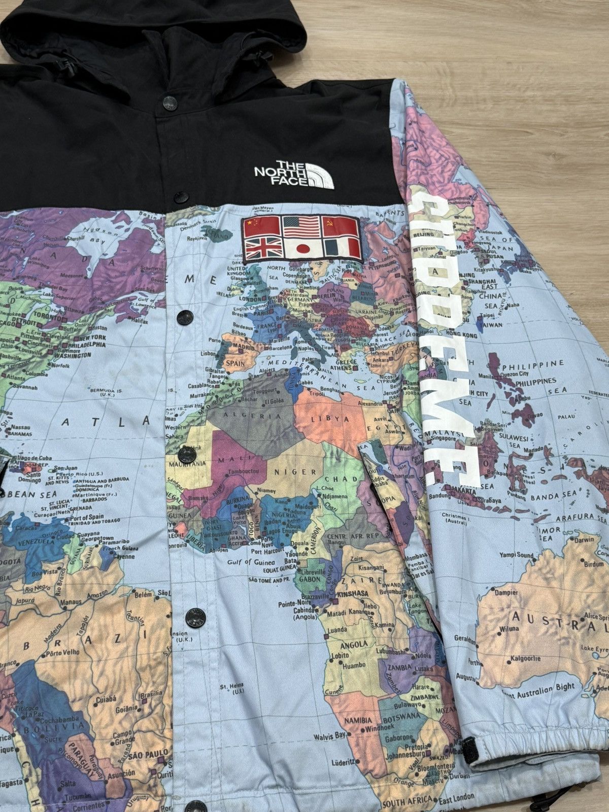 Supreme × The North Face Supreme/TNF Atlas World Map Expedition Mountain Jacket Size US L / EU 52-54 / 3 - 3 Thumbnail