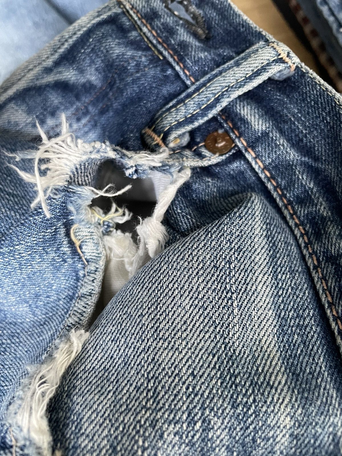 Full Count & Co. Vintage Full Count Distressed Selvedge Jeans Size US 30 / EU 46 - 19 Thumbnail