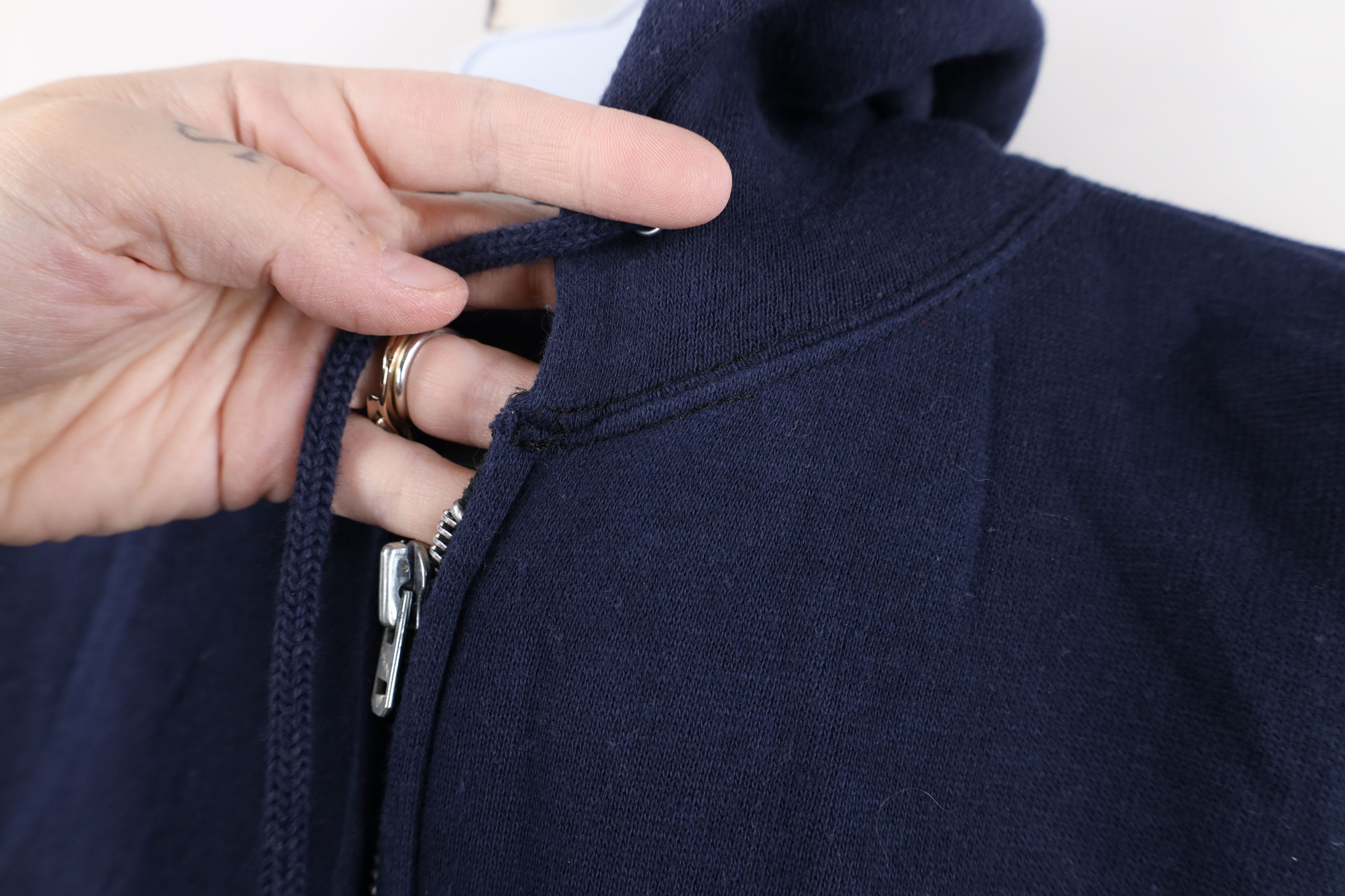 Vintage Vintage 70s Streetwear Hoodie Sweatshirt Navy Blue USA Size US L / EU 52-54 / 3 - 6 Thumbnail
