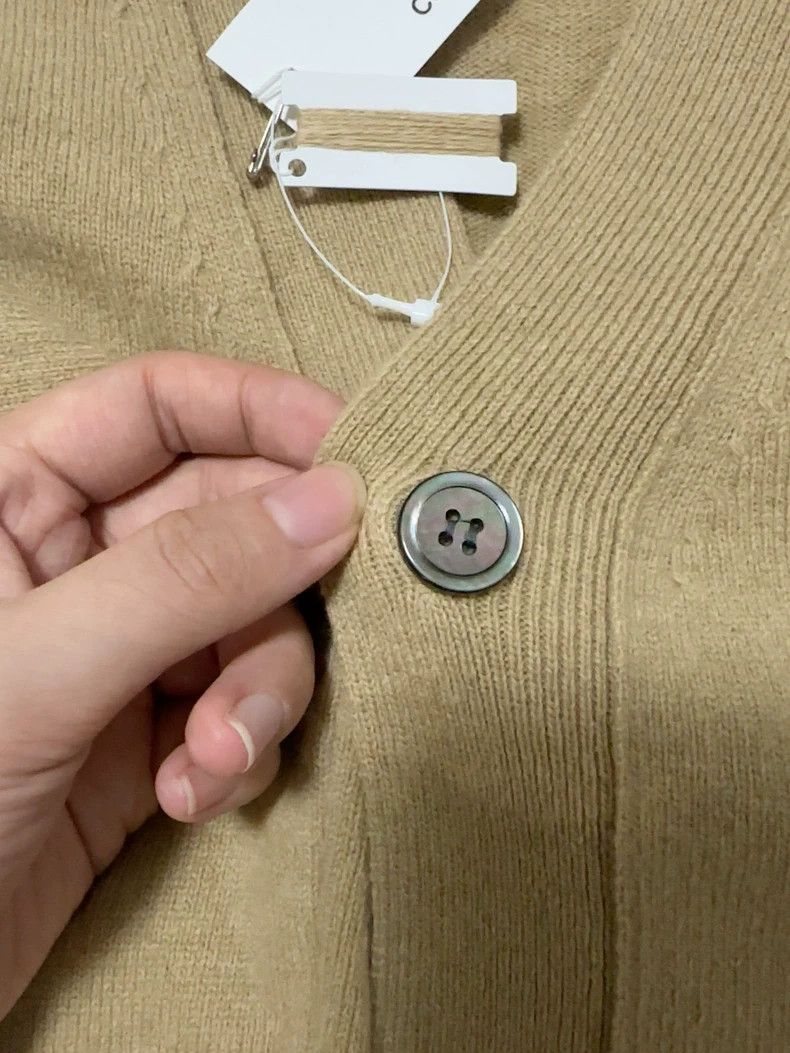 Comme des Garcons Comme Des Garcons Classic Beige Black Heart Cardigan Size US S / EU 44-46 / 1 - 6 Thumbnail