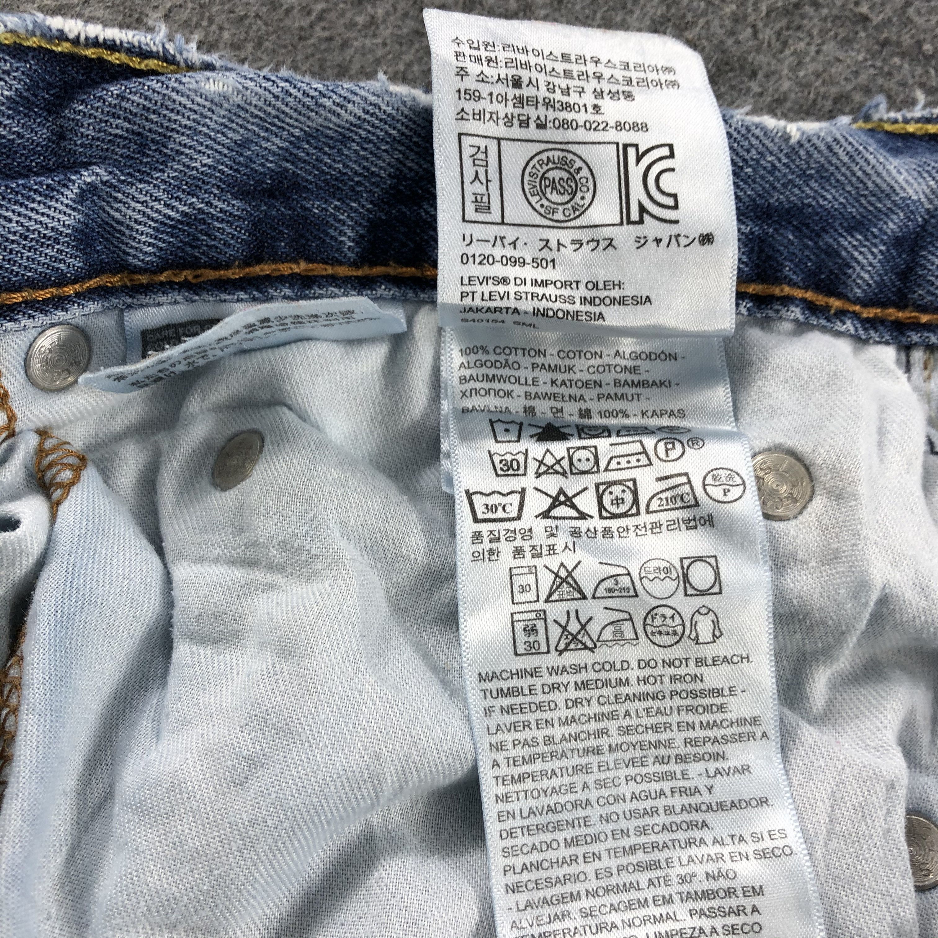 Levi's Vintage Blue Wash Levis 560 Jeans-J2109 Size US 33 - 14 Thumbnail