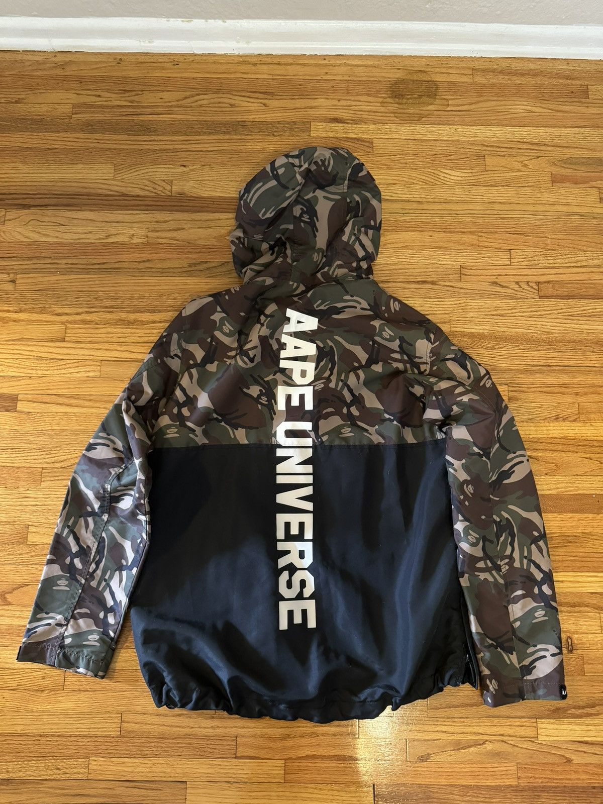Aape AAPE WINDBREAKER HOODIE JACKET Size US L / EU 52-54 / 3 - 2 Thumbnail