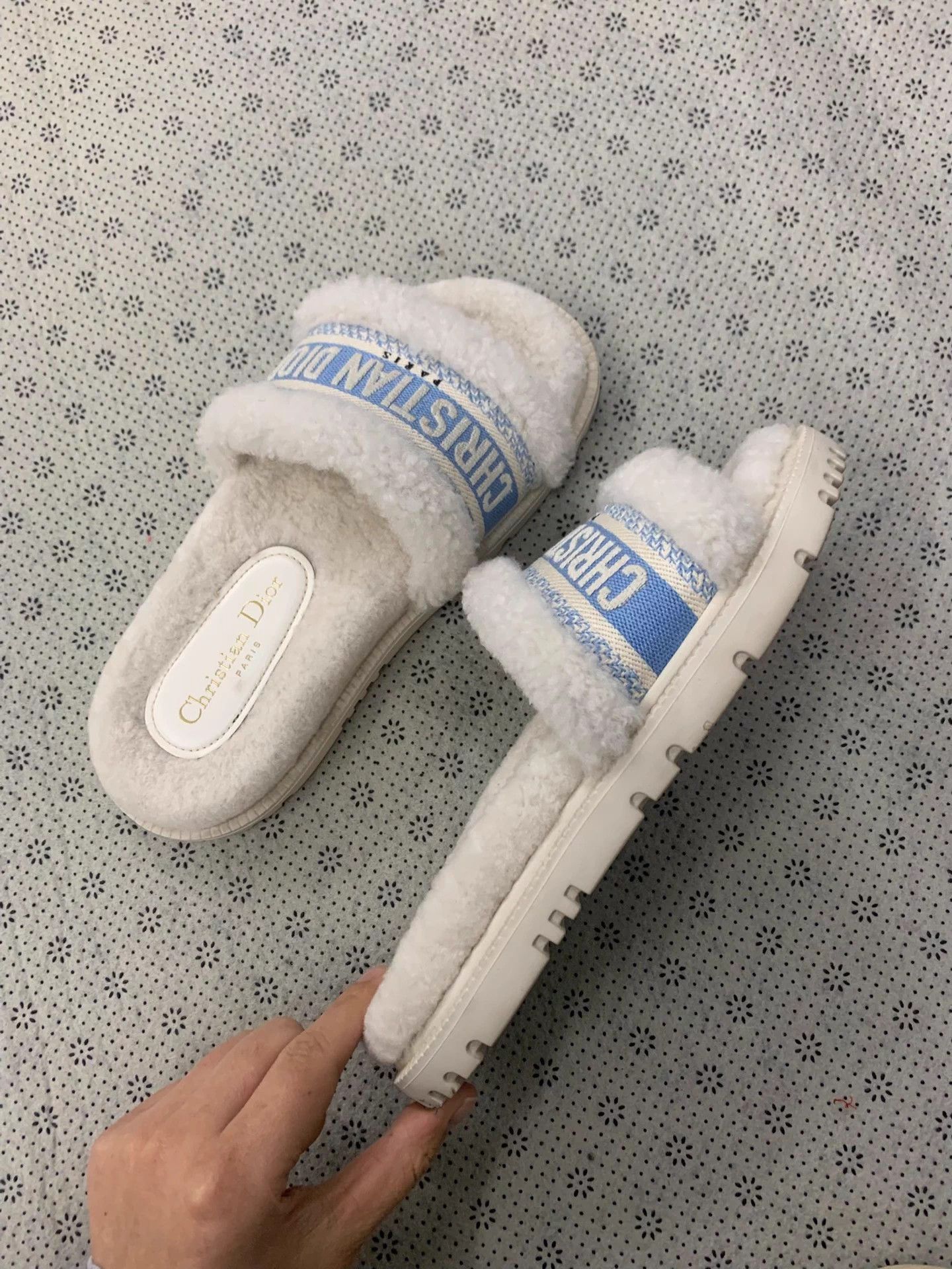 Dior Dior Blue Teddy Slippers 36 Size US 5 / IT 35 - 3 Thumbnail