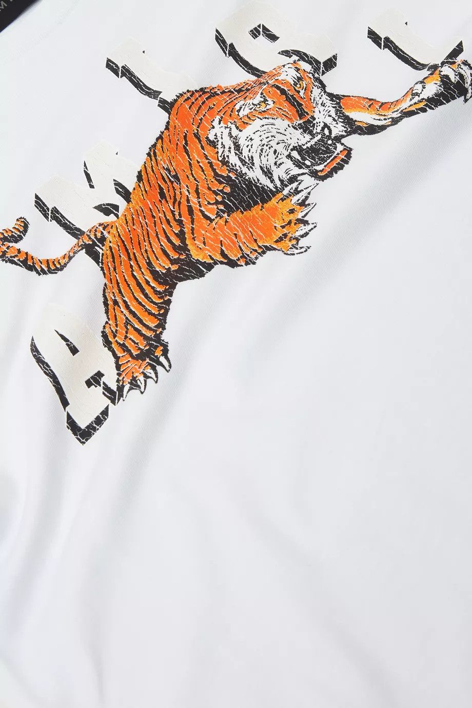 Amiri o1w1db11224 KIDS Vintage Tiger T-Shirt in Cotton in White Size US XXS / EU 40 - 3 Thumbnail