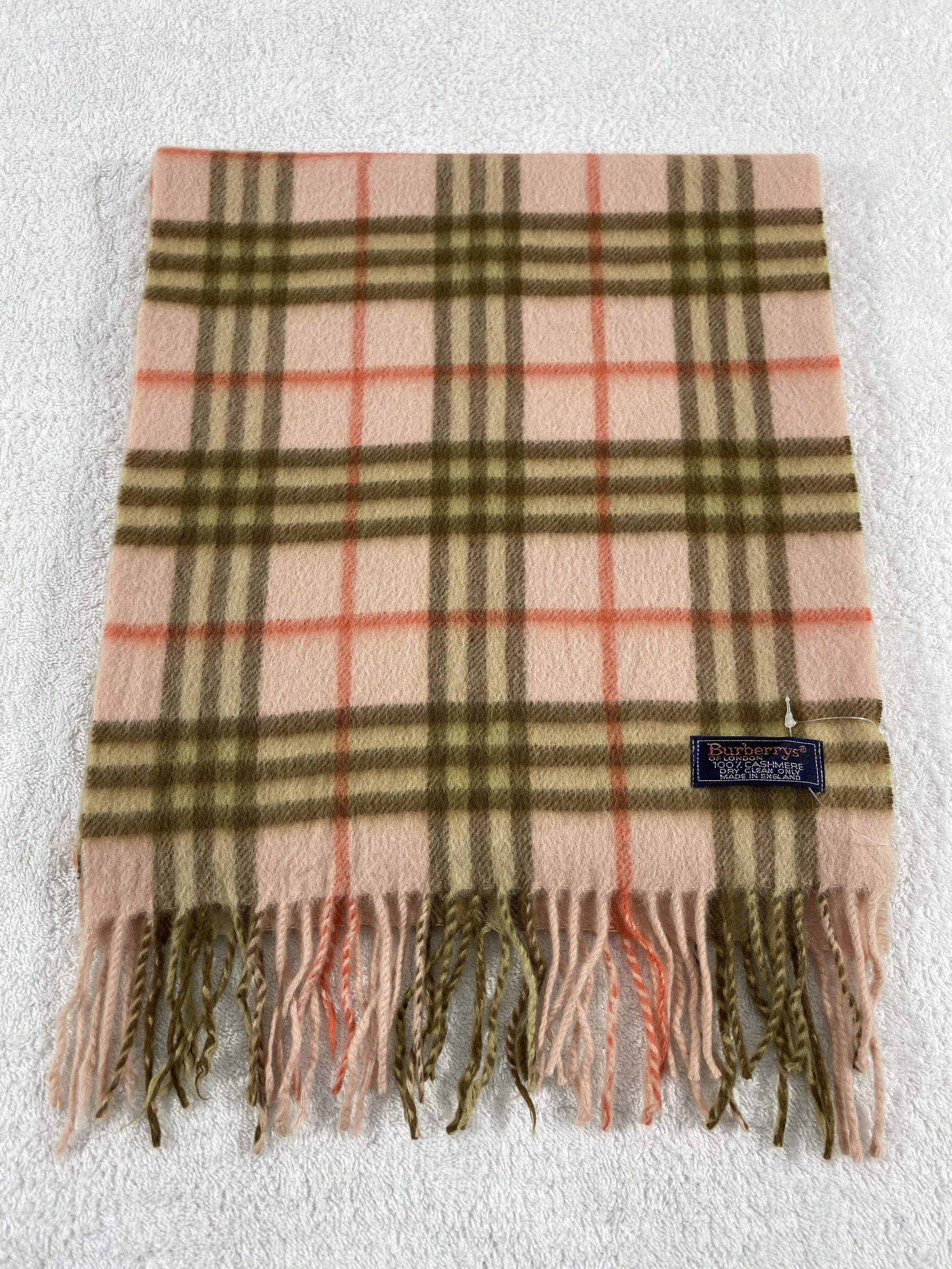 Burberry Vintage Burberry Scarf/Muffler/Neckwear MF774 Size ONE SIZE - 2 Thumbnail