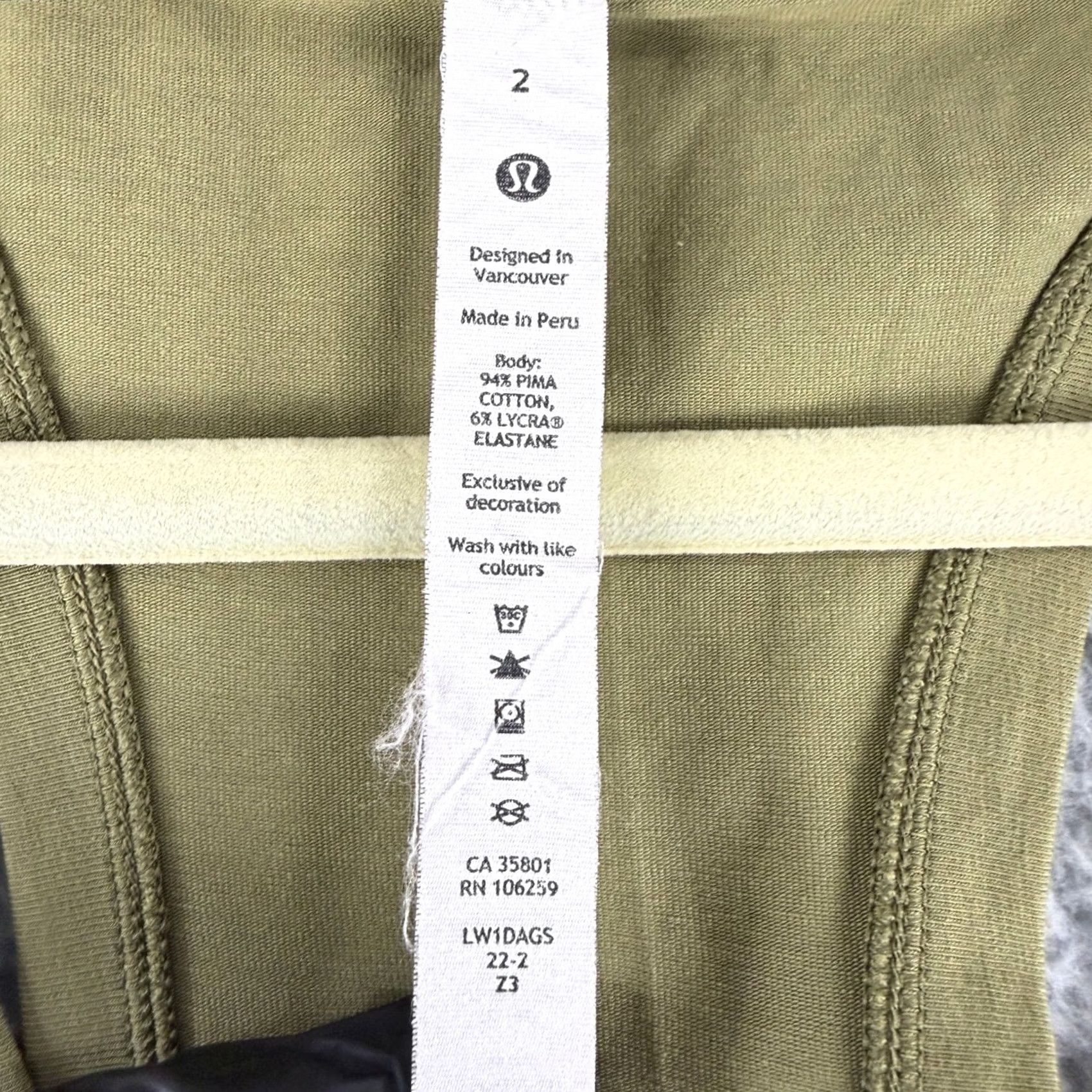 Lululemon Lululemon Love Tank Top Womens 2 Green Pima Cotton Racerback Size XS / US 0-2 / IT 36-38 - 6 Thumbnail