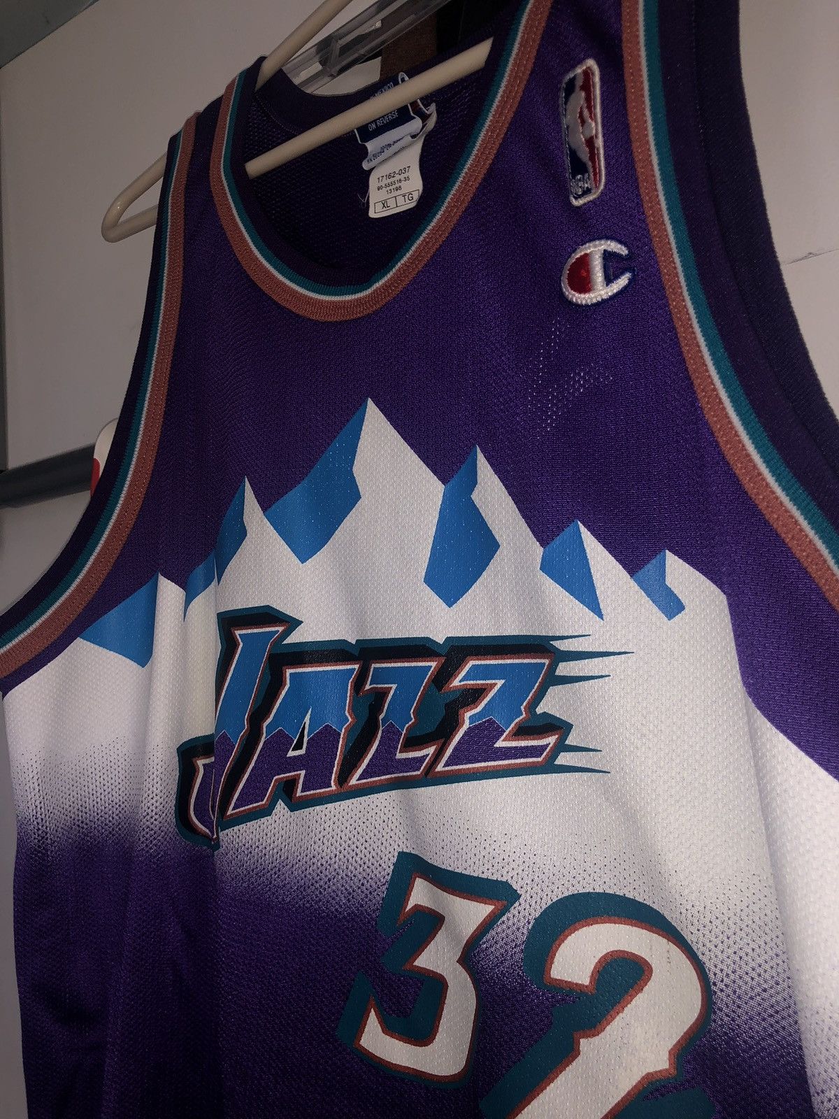 Champion × NBA × Vintage Karl Malone Utah Jazz Vintage Jersey Size US S / EU 44-46 / 1 - 4 Thumbnail