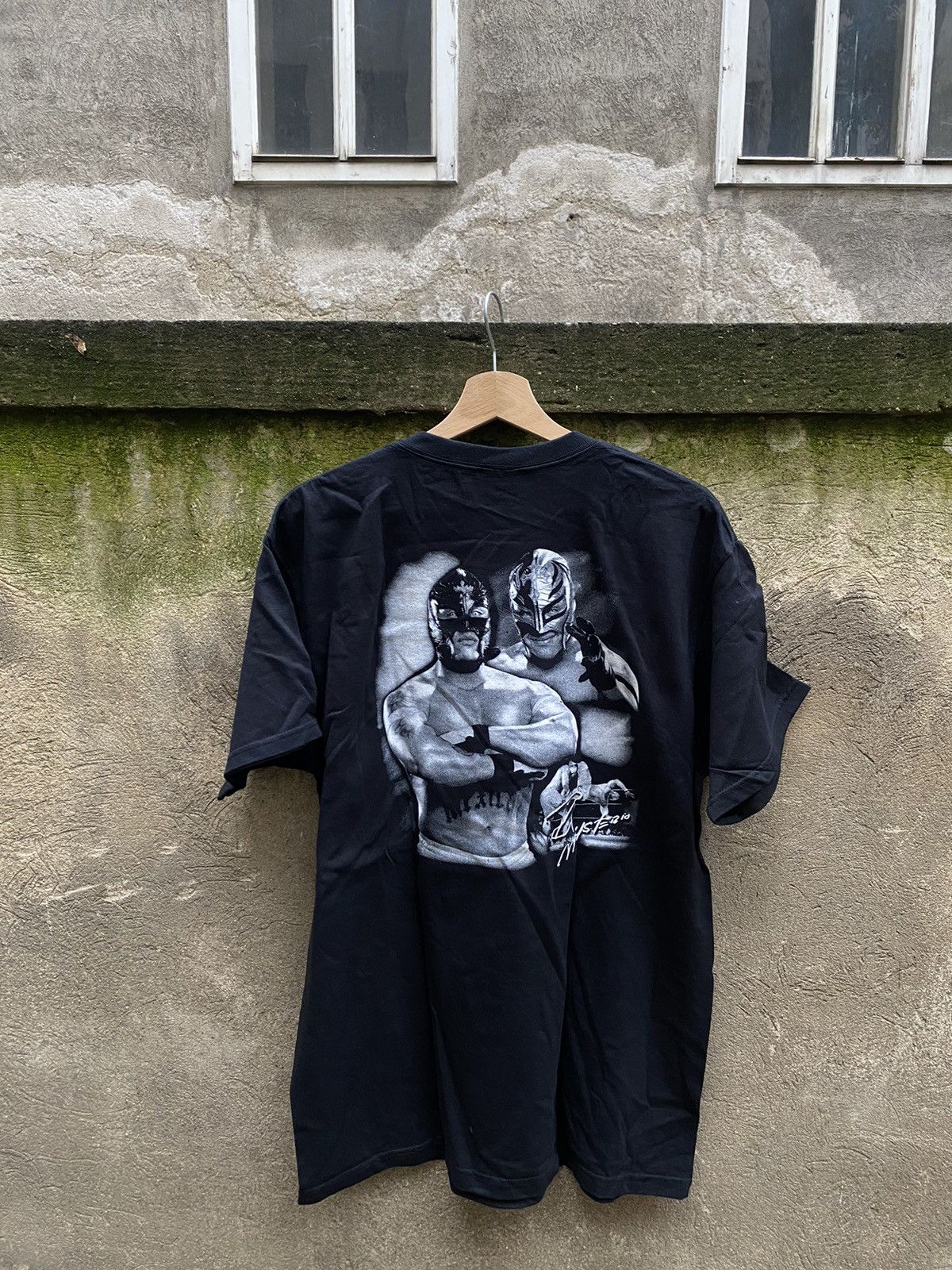 Band Tees × Vintage Vintage Rey Mysterio WWE T-Shirt Size US L / EU 52-54 / 3 - 5 Thumbnail