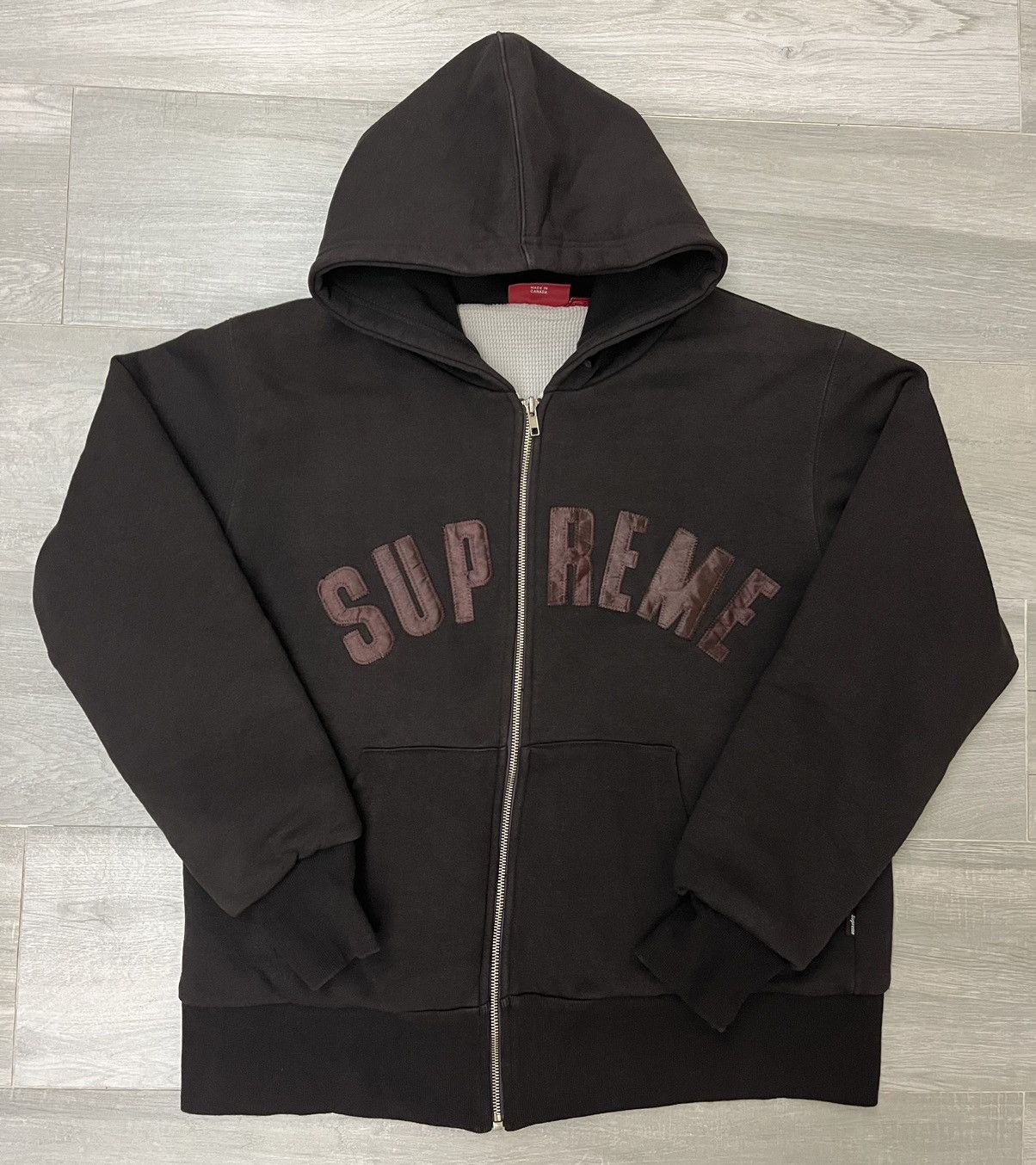 Vintage 2001 supreme shops zip up hoodie