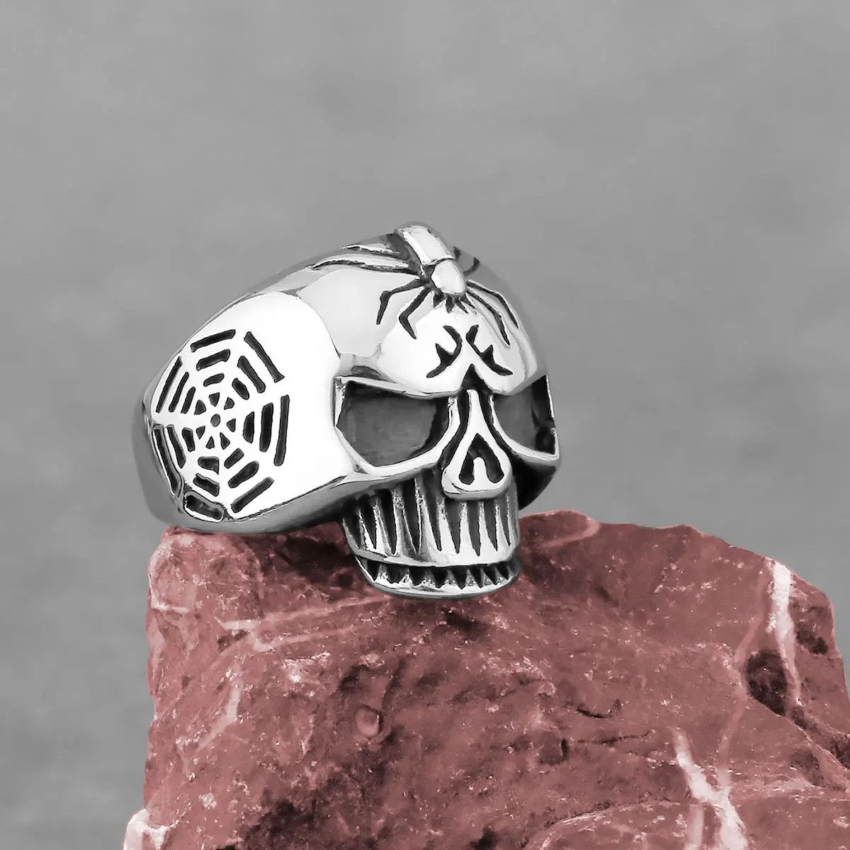 Vintage Spider Web Skull Ring Size 44 - 2 Thumbnail