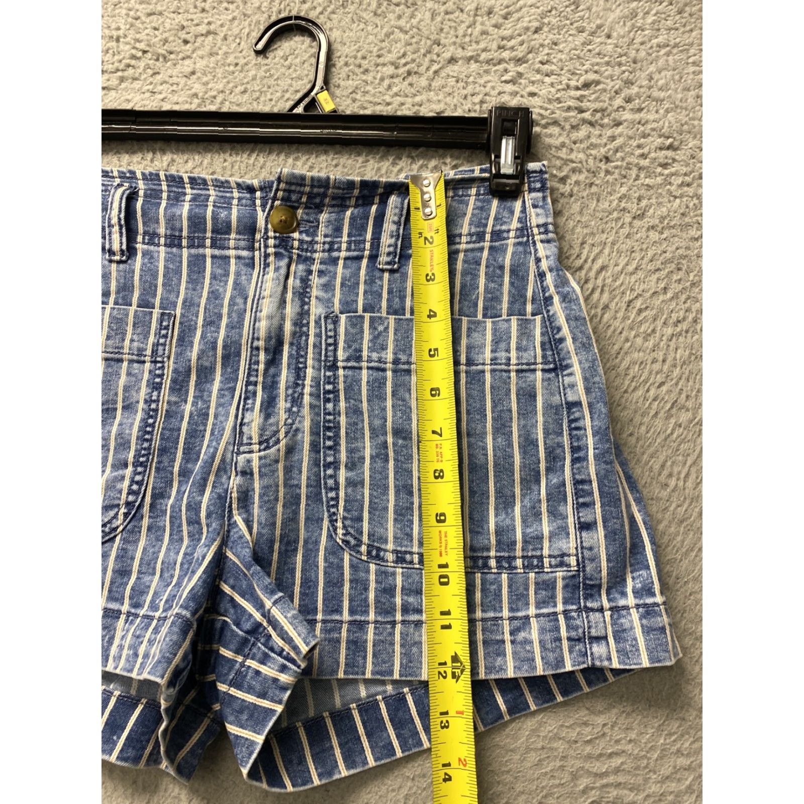 American Eagle Outfitters American Eagle Jean Shorts Womens 4 Midi High Rise Stripe Short 48-58 Size 27" / US 4 / IT 40 - 4 Thumbnail