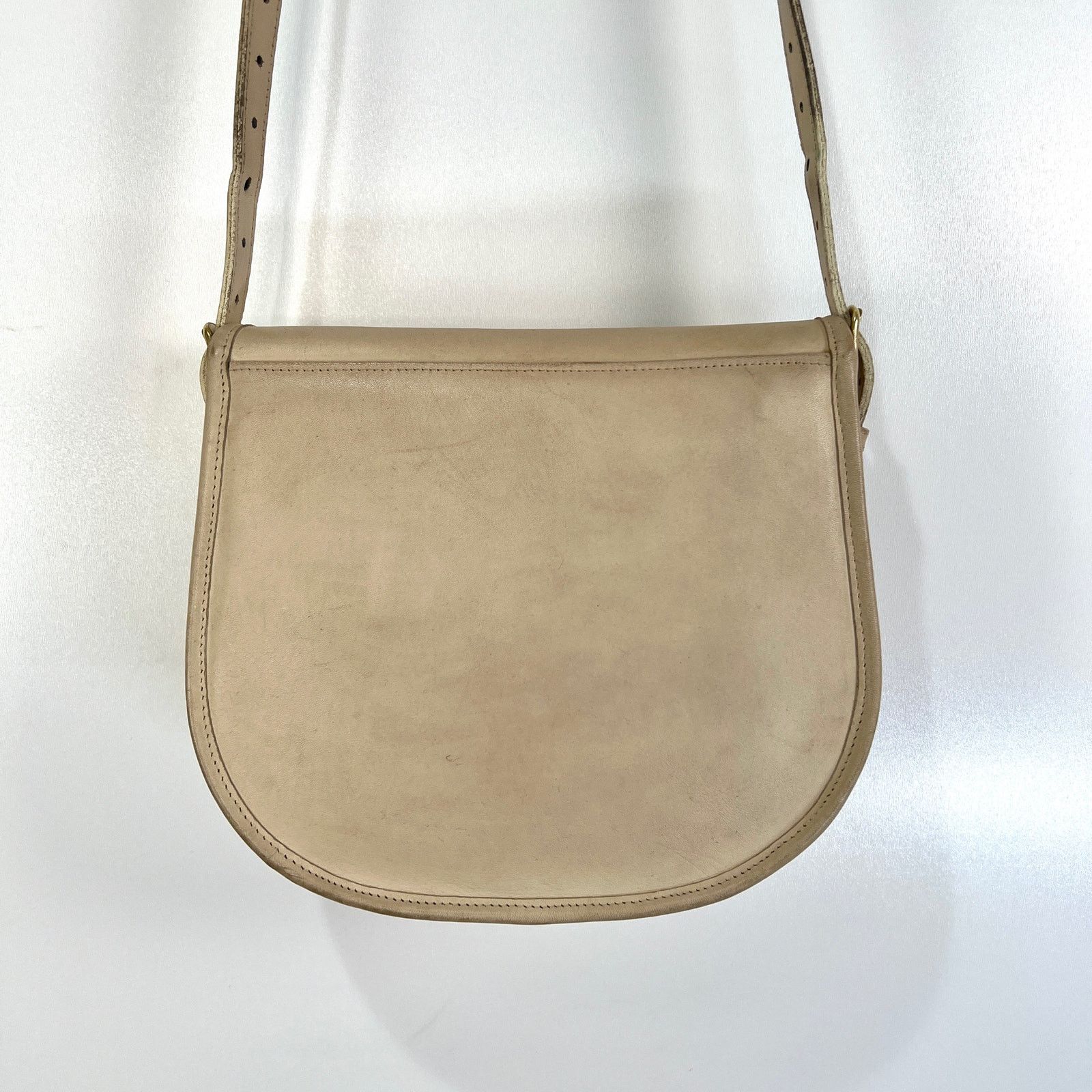 Coach × Vintage Vintage 80s Coach Saddlery Bag Bone Leather Crossbody 9535 Size ONE SIZE - 10 Thumbnail