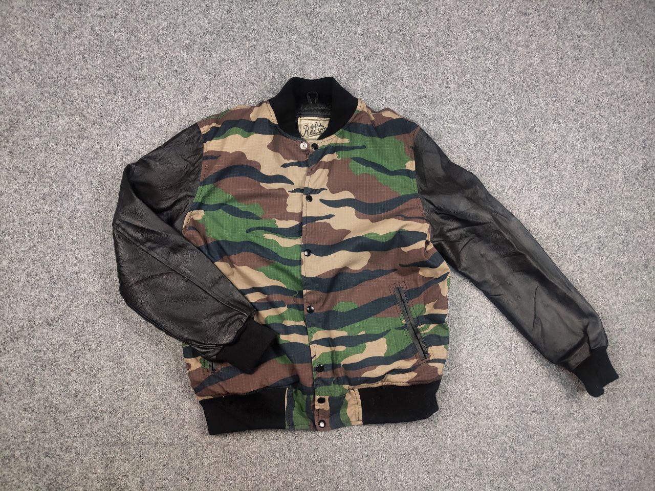 Reason Vintage Reason Varsity Camo Bomber Jacket kanye west Style Size US L / EU 52-54 / 3 - 7 Thumbnail