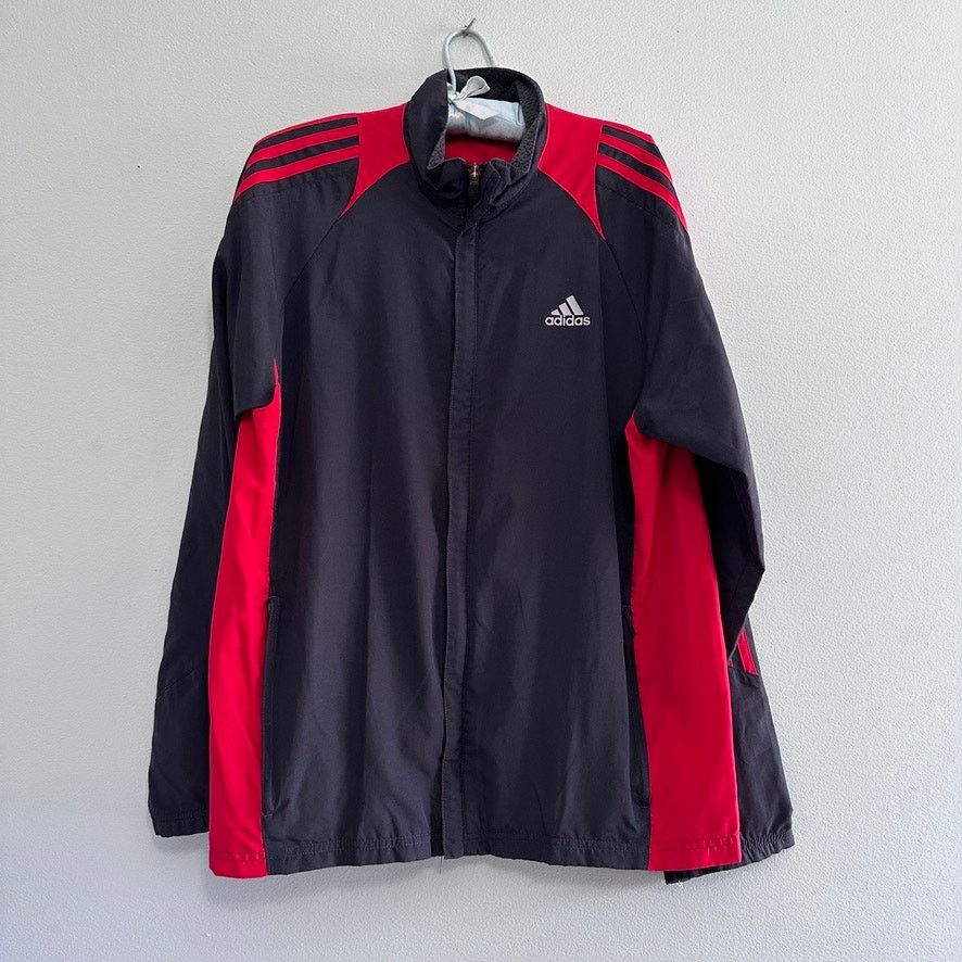 Adidas Adidas gray and red classic three stripe windbreaker size M Size US M / EU 48-50 / 2 - 2 Thumbnail