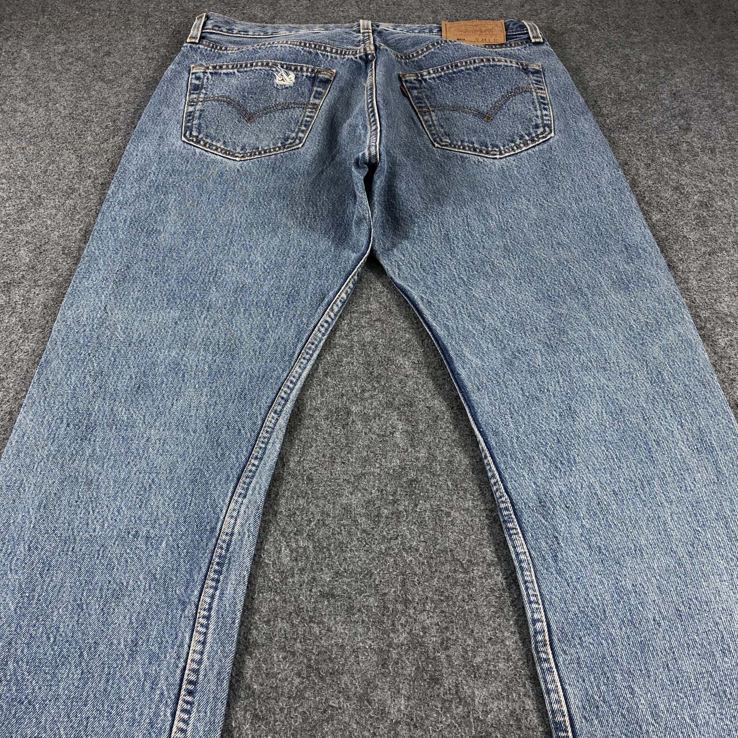 Levi's Vintage 90s Light Wash Levis 501 Denim Jeans-JM832 Size US 34 / EU 50 - 4 Thumbnail