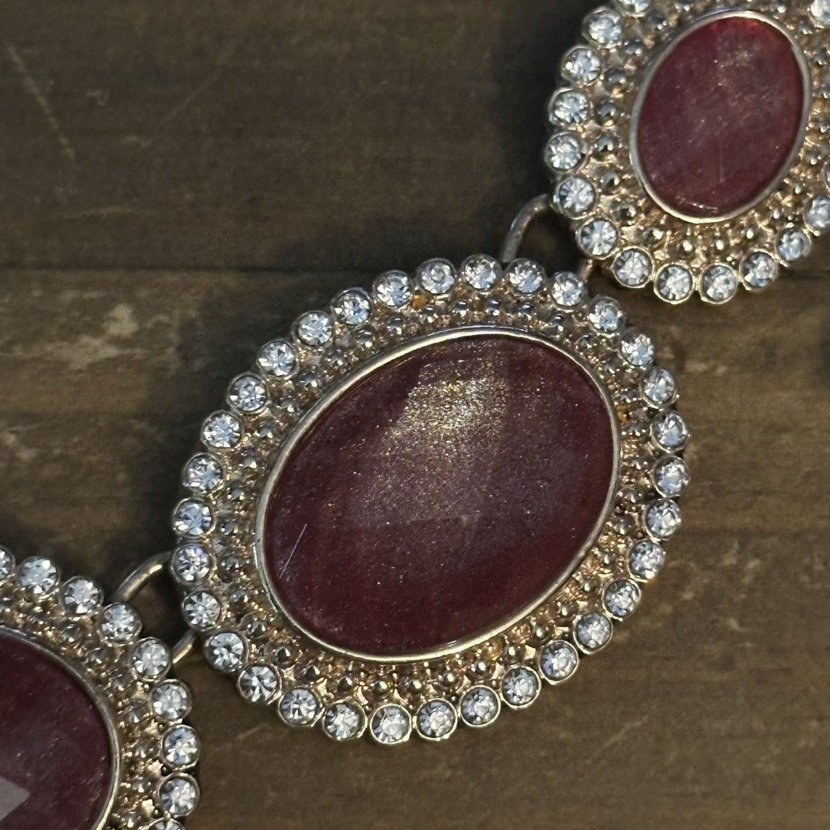 Other Gold tone cabochon and rhinestones link statement necklace Size ONE SIZE - 4 Thumbnail