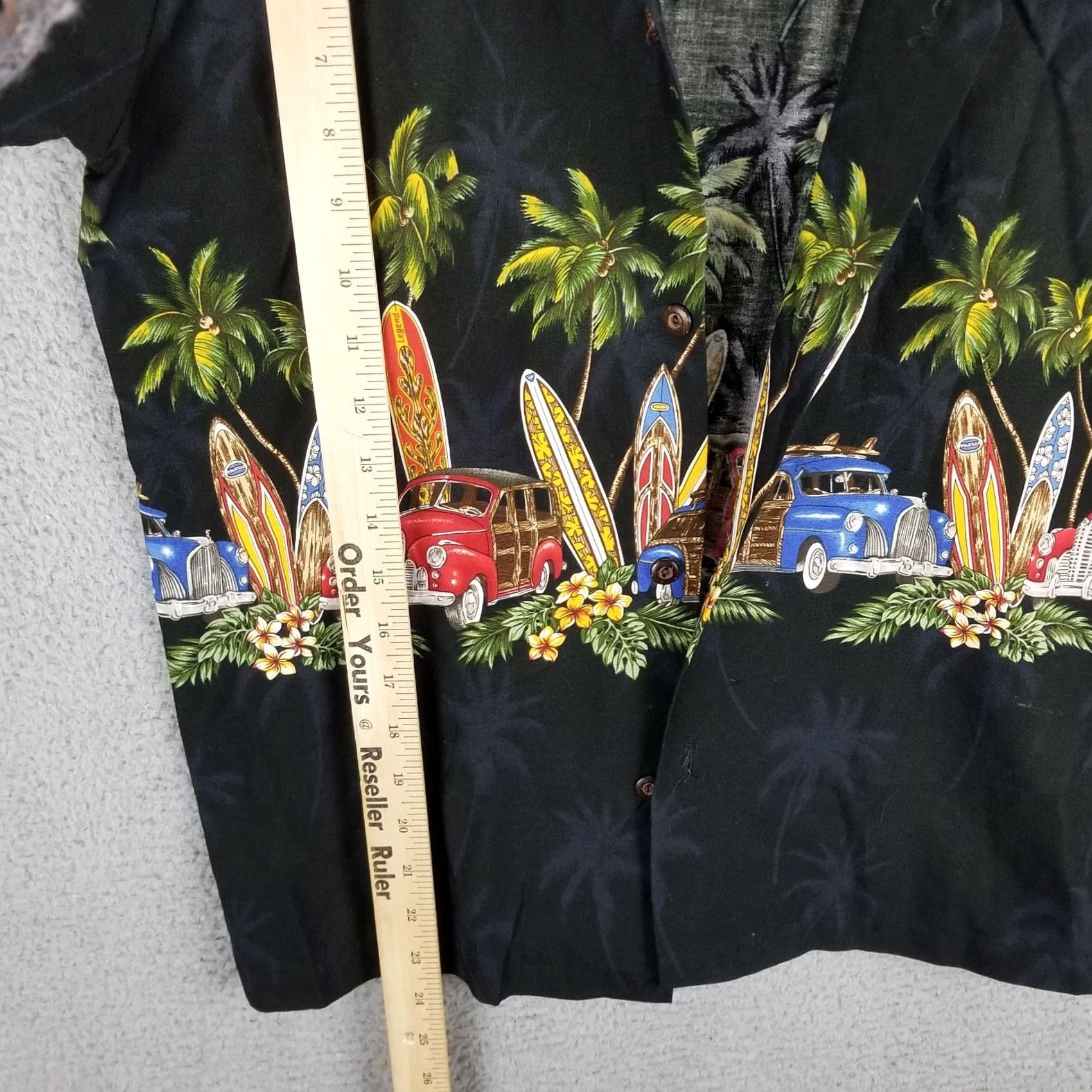 Vintage Vtg Pacific Legend Hawaiian Shirt Mens Medium Black Cotton Short Sleeve Button-Up Collared Cars Theme Surfing 90s Vintage Mens Size US M / EU 48-50 / 2 - 4 Thumbnail