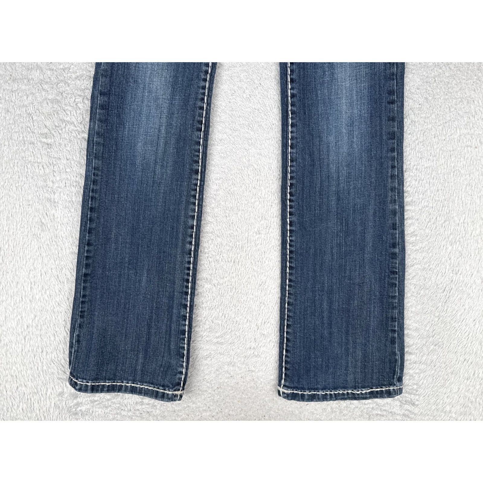 Vintage LA Idol Jeans Bootcut Juniors 9 Blue Medium Wash Low Rise Stretch 31x34 5-Pocket Denim Rhinestone Studded Womens Size 30" / US 8 / IT 44 - 2 Thumbnail