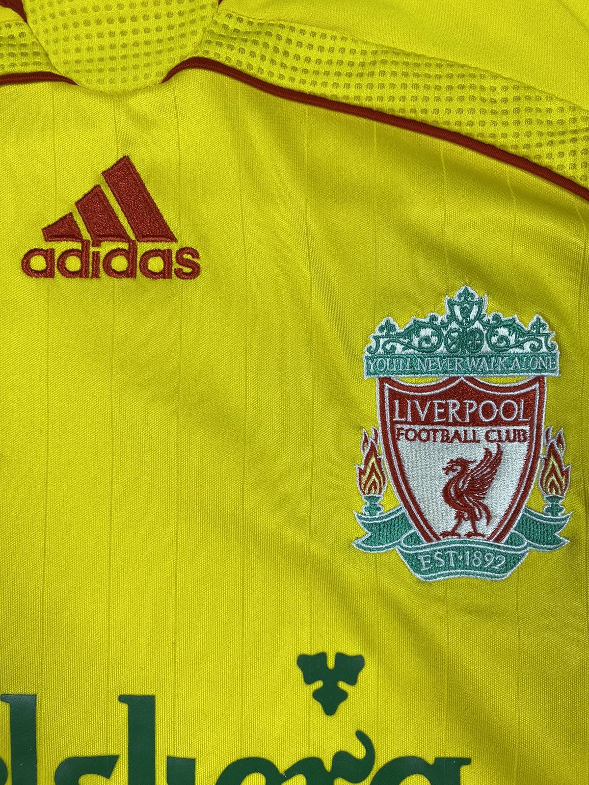 Adidas × Vintage Vintage Adidas Liverpool 2010 Soccer Jersey Size US M / EU 48-50 / 2 - 7 Thumbnail
