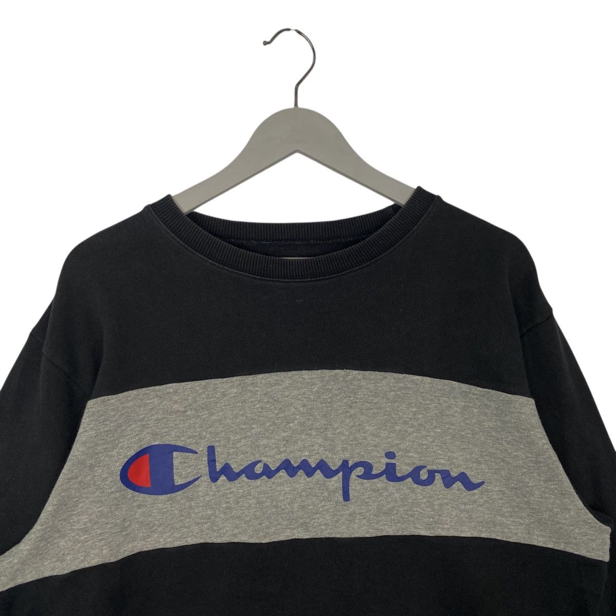 Other Vintage Champion Crewneck Sweatshirt Black Size L Size US L / EU 52-54 / 3 - 4 Thumbnail