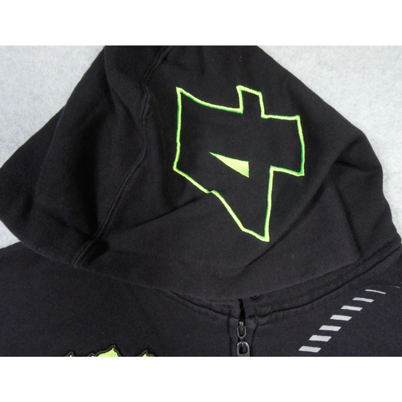 Vintage Fox Sweatshirt Mens Large Black Hoodie Zip Up Monster Motocross Ricky Carmichael Size US L / EU 52-54 / 3 - 6 Thumbnail